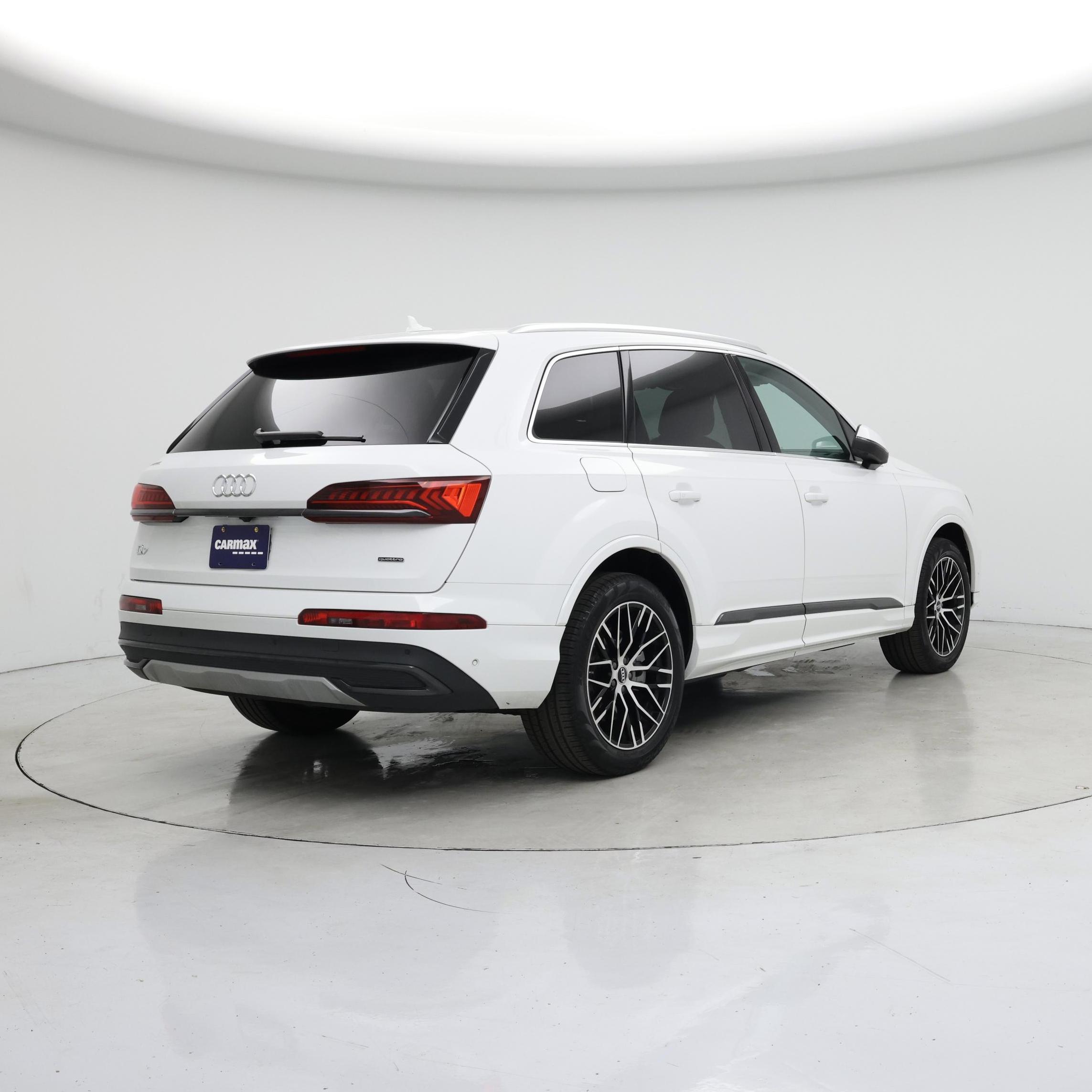 Thumbnail: 2022 Audi Q7 - 8