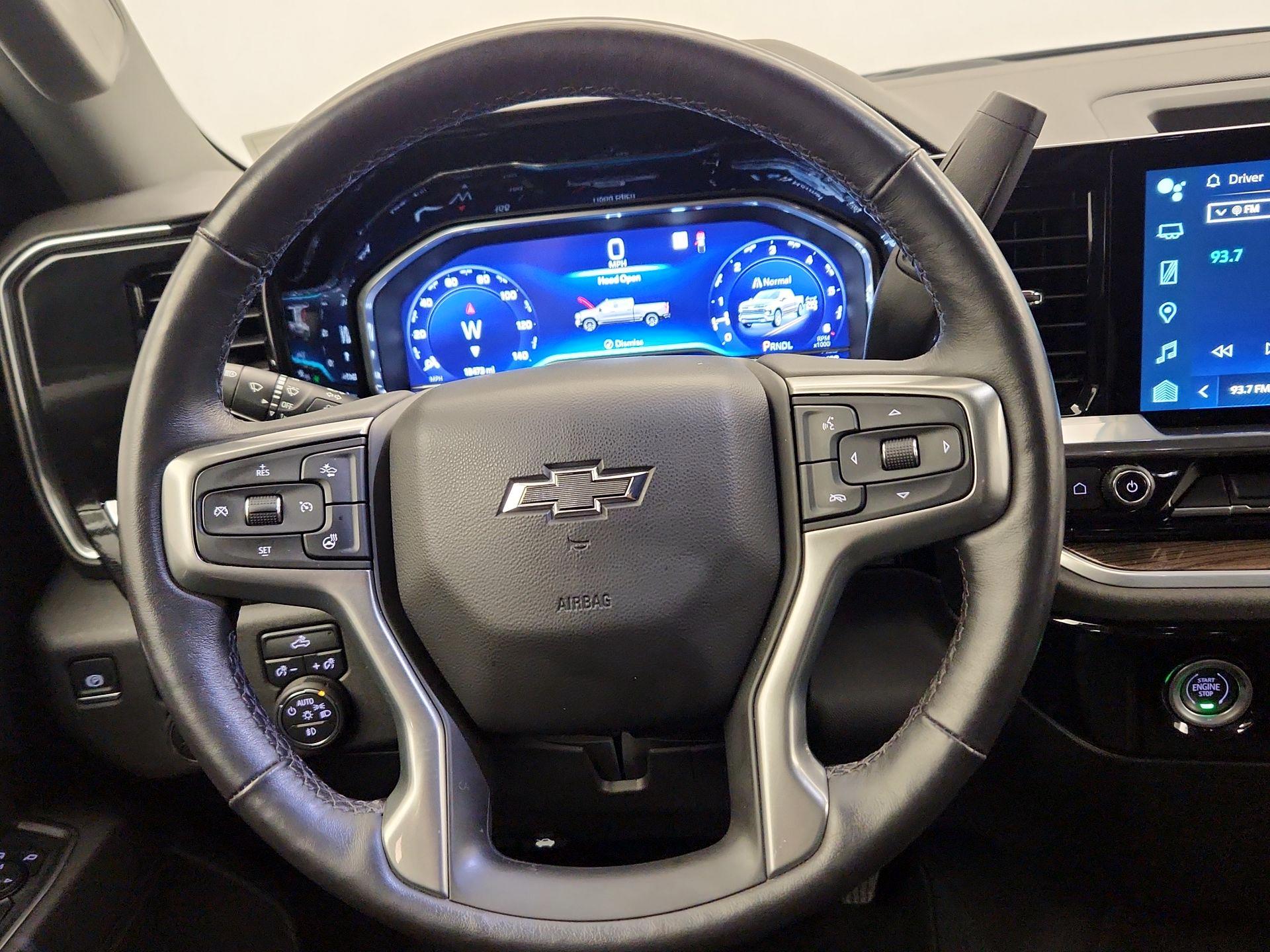 Thumbnail: 2022 Chevrolet Silverado 1500 - 10