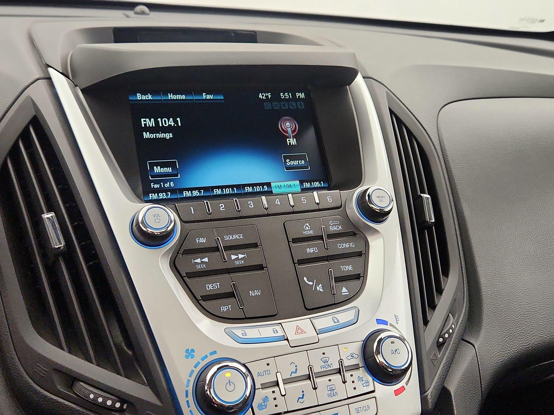 Thumbnail: 2015 Chevrolet Equinox - 14