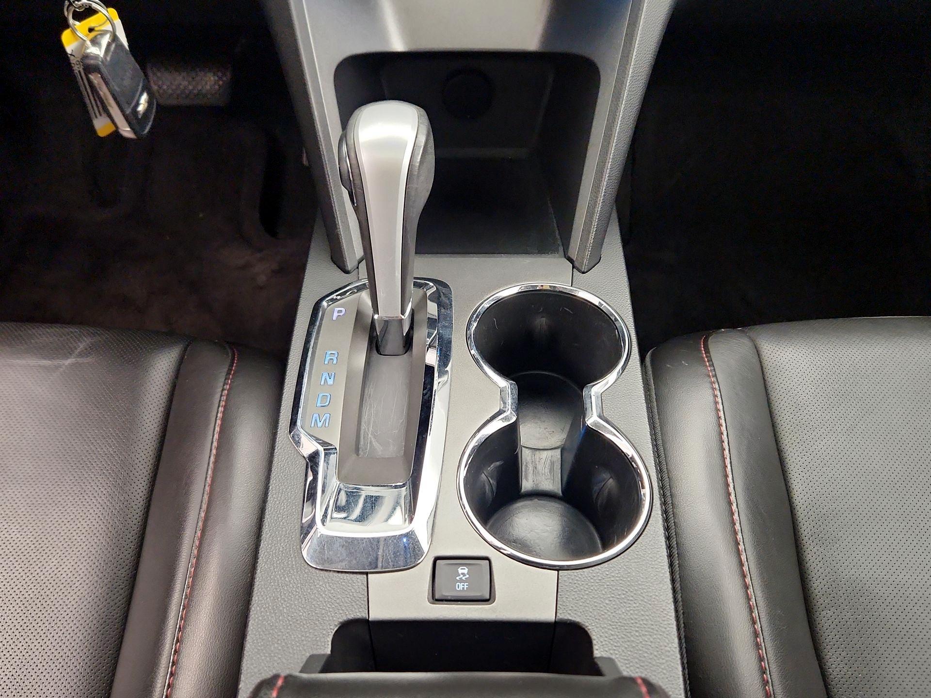 Thumbnail: 2015 Chevrolet Equinox - 16