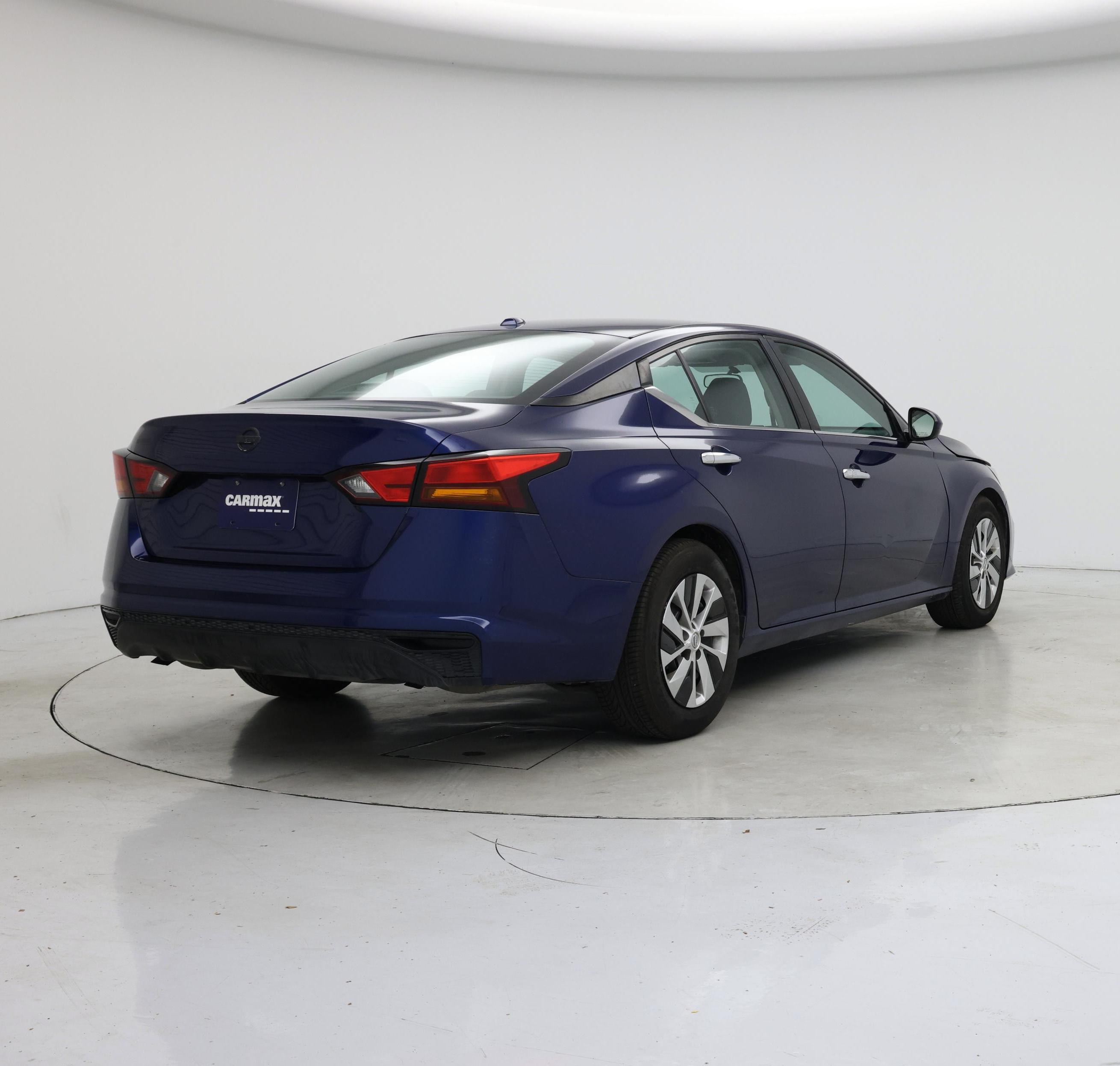 Thumbnail: 2019 Nissan Altima - 8