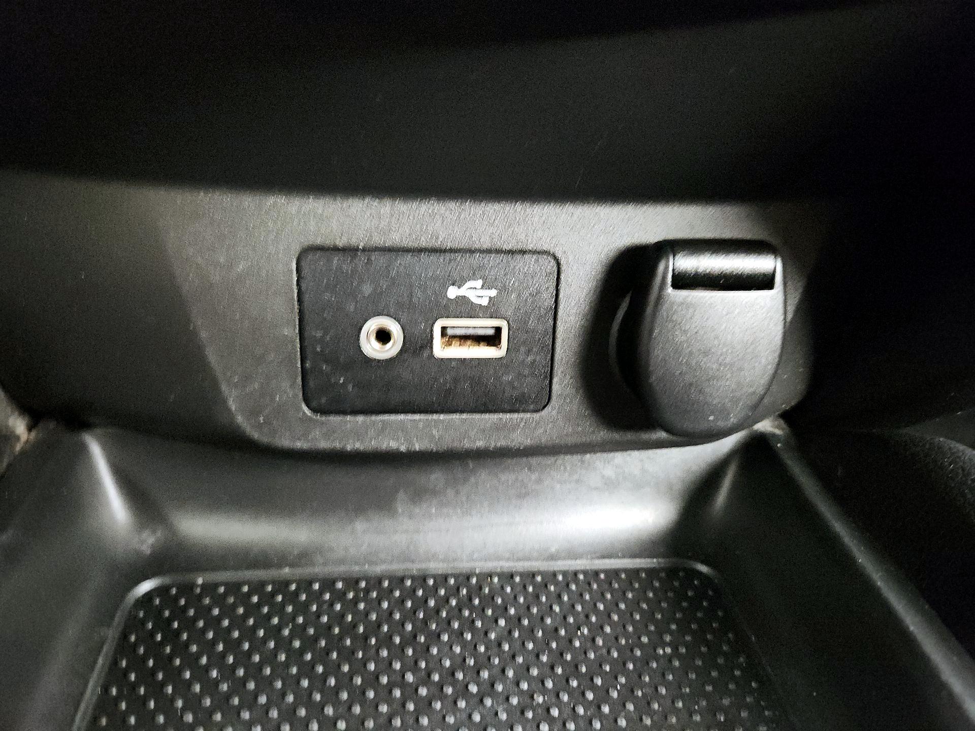 Thumbnail: 2020 Nissan Rogue Sport - 18