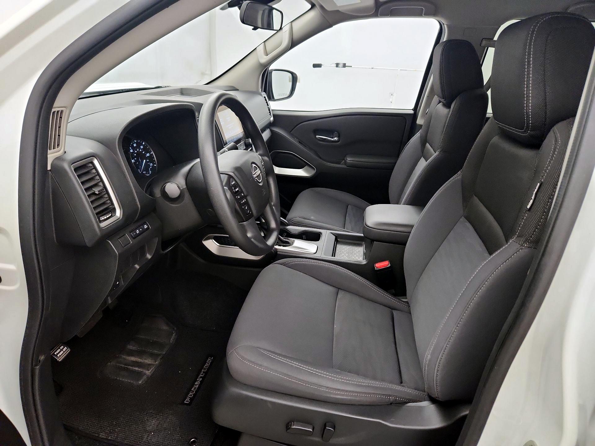 Thumbnail: 2024 Nissan Frontier - 11