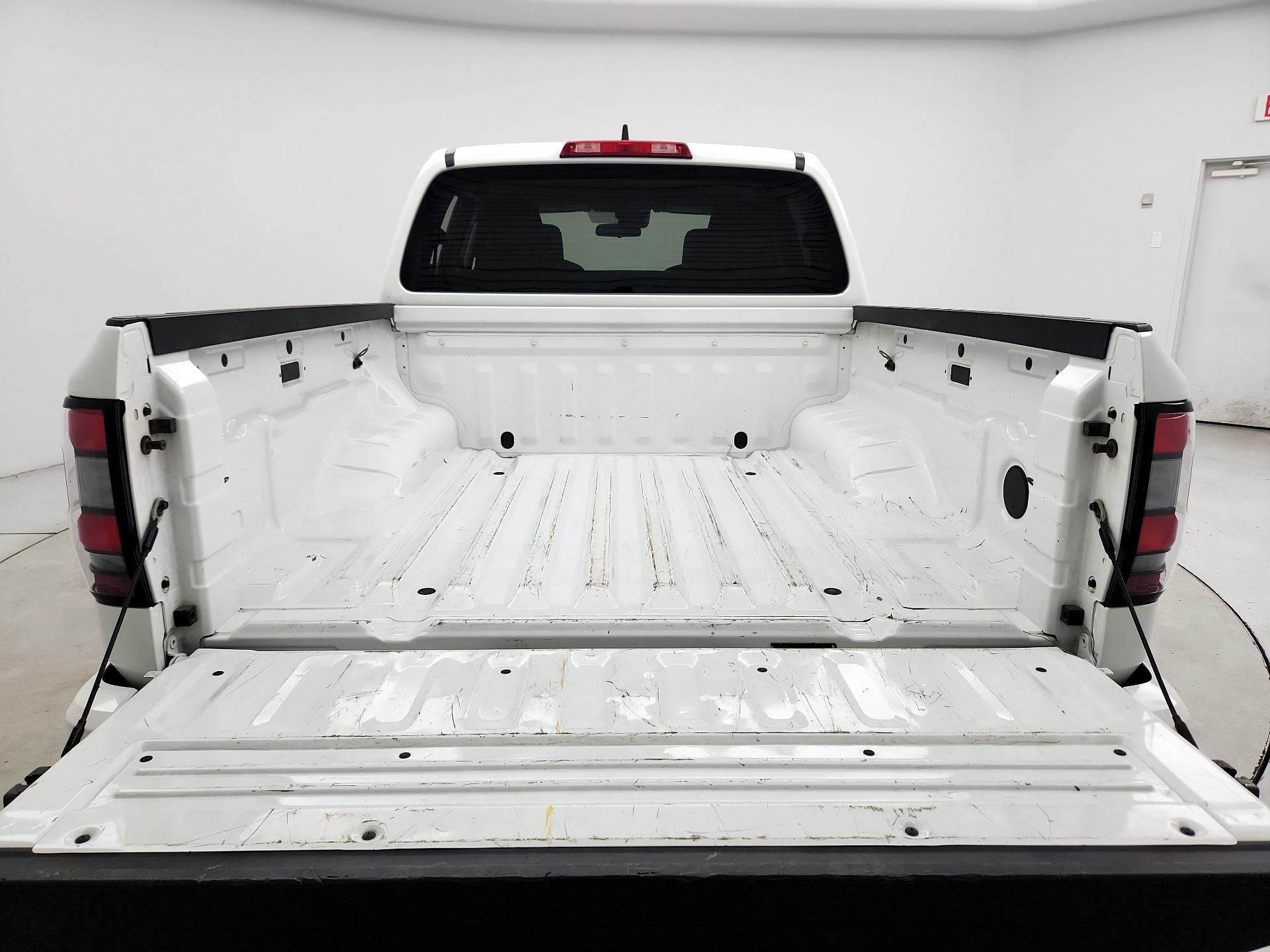 Thumbnail: 2024 Nissan Frontier - 20