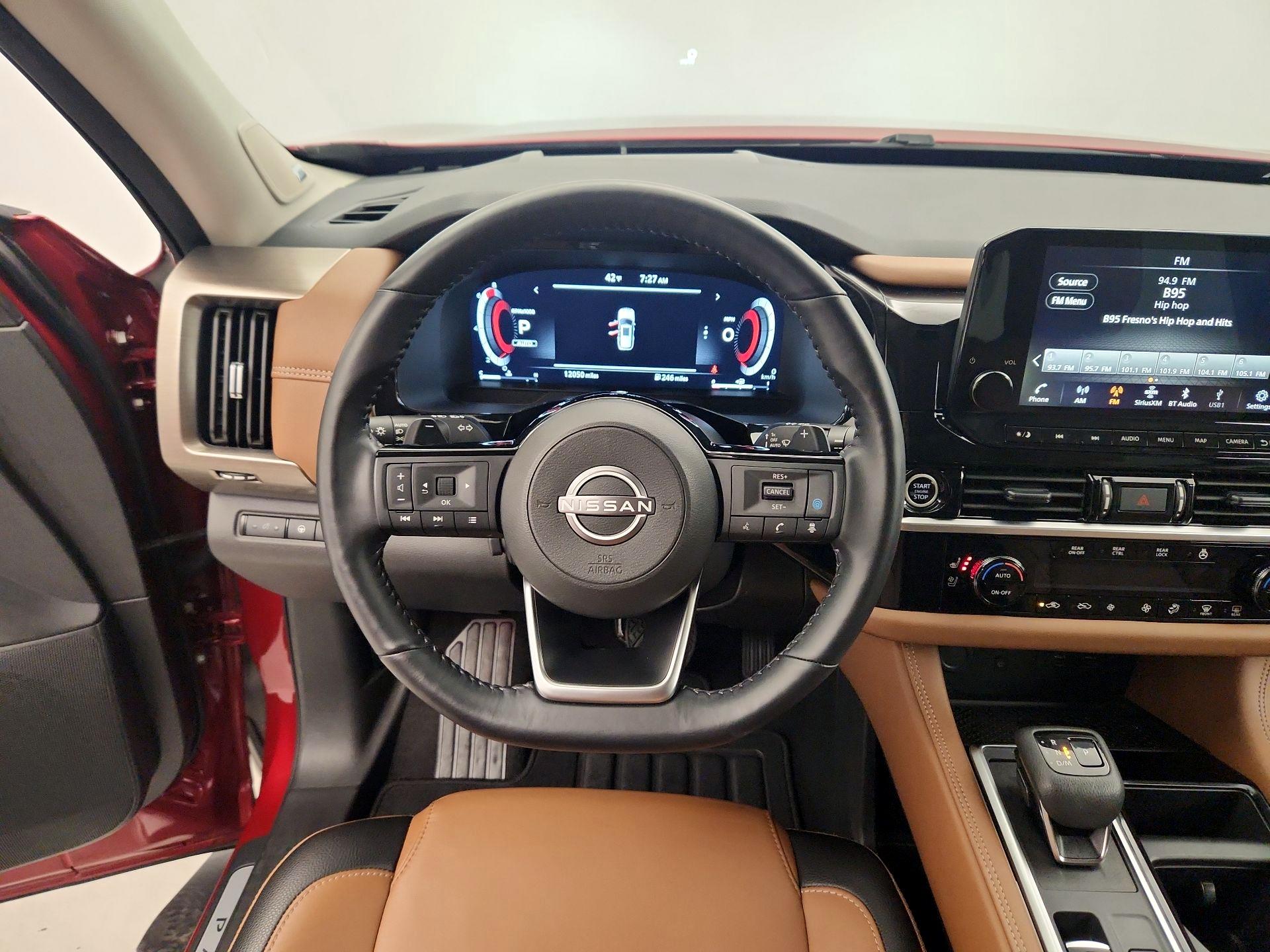 Thumbnail: 2024 Nissan Pathfinder - 10