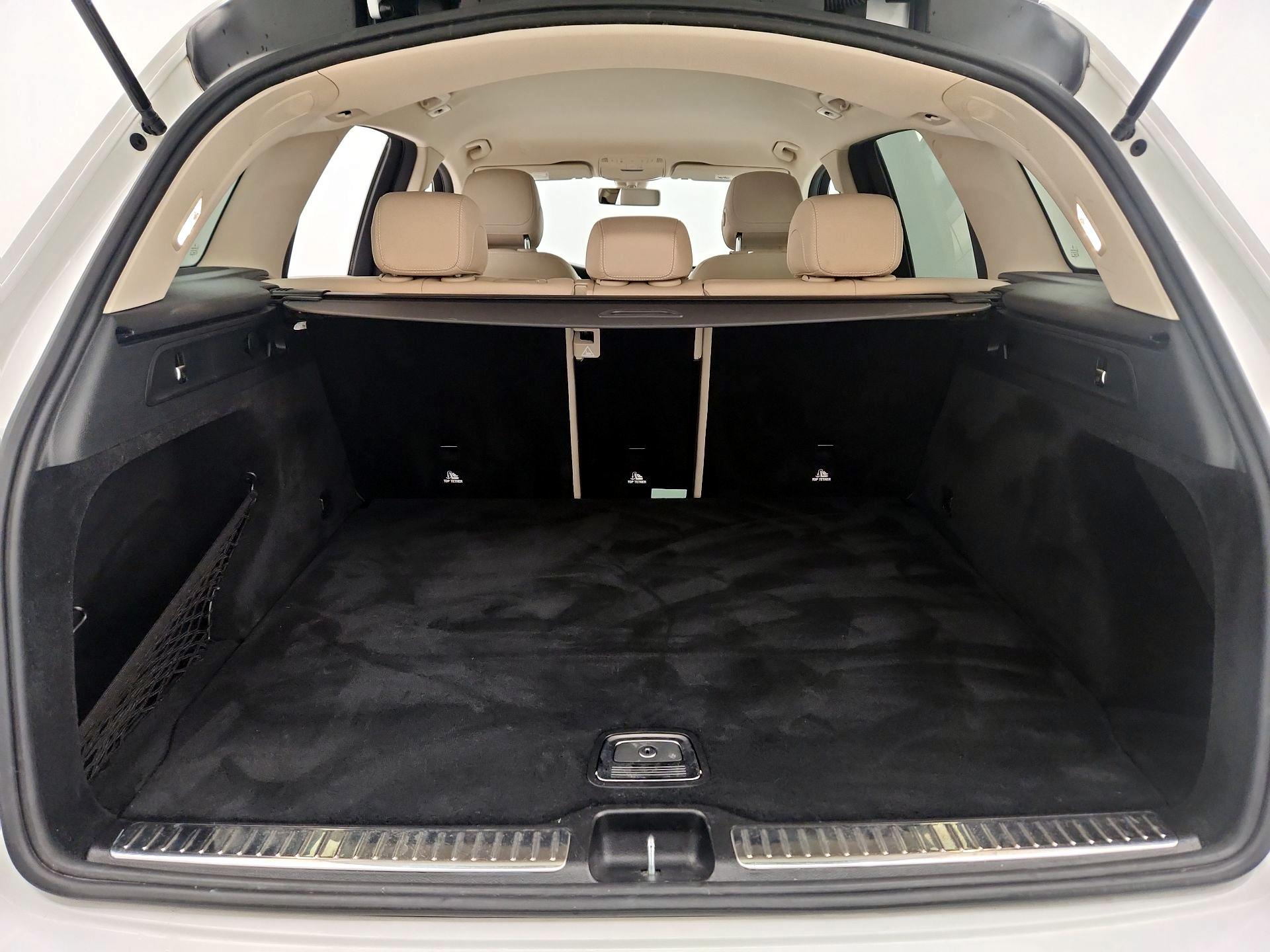 Thumbnail: 2020 Mercedes-Benz GLC - 20