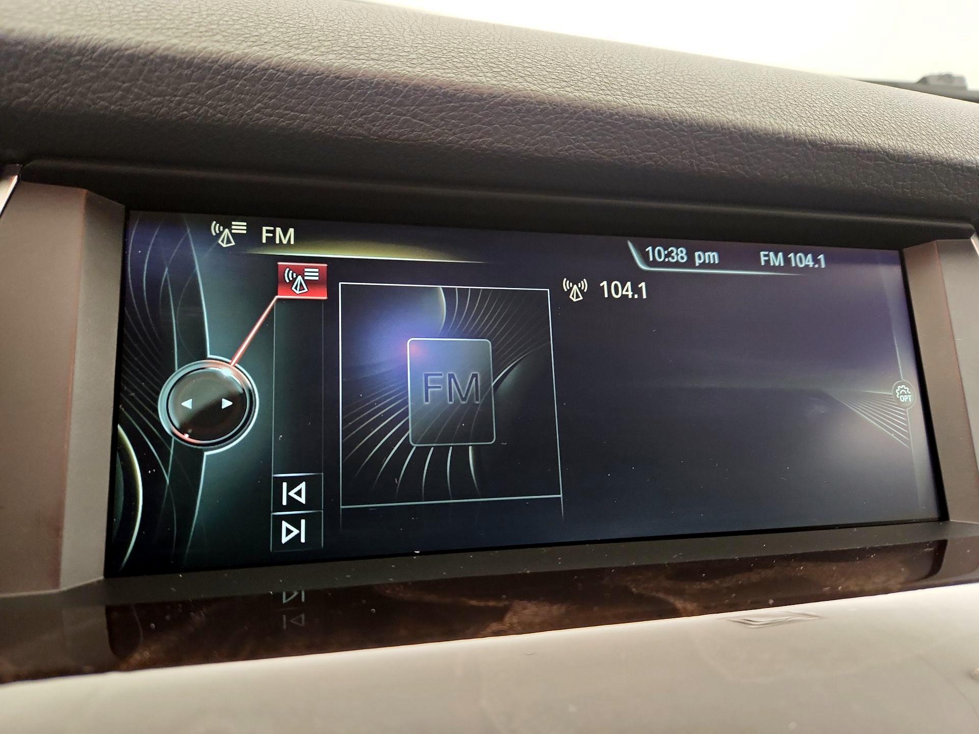 Thumbnail: 2016 BMW 5 Series - 16