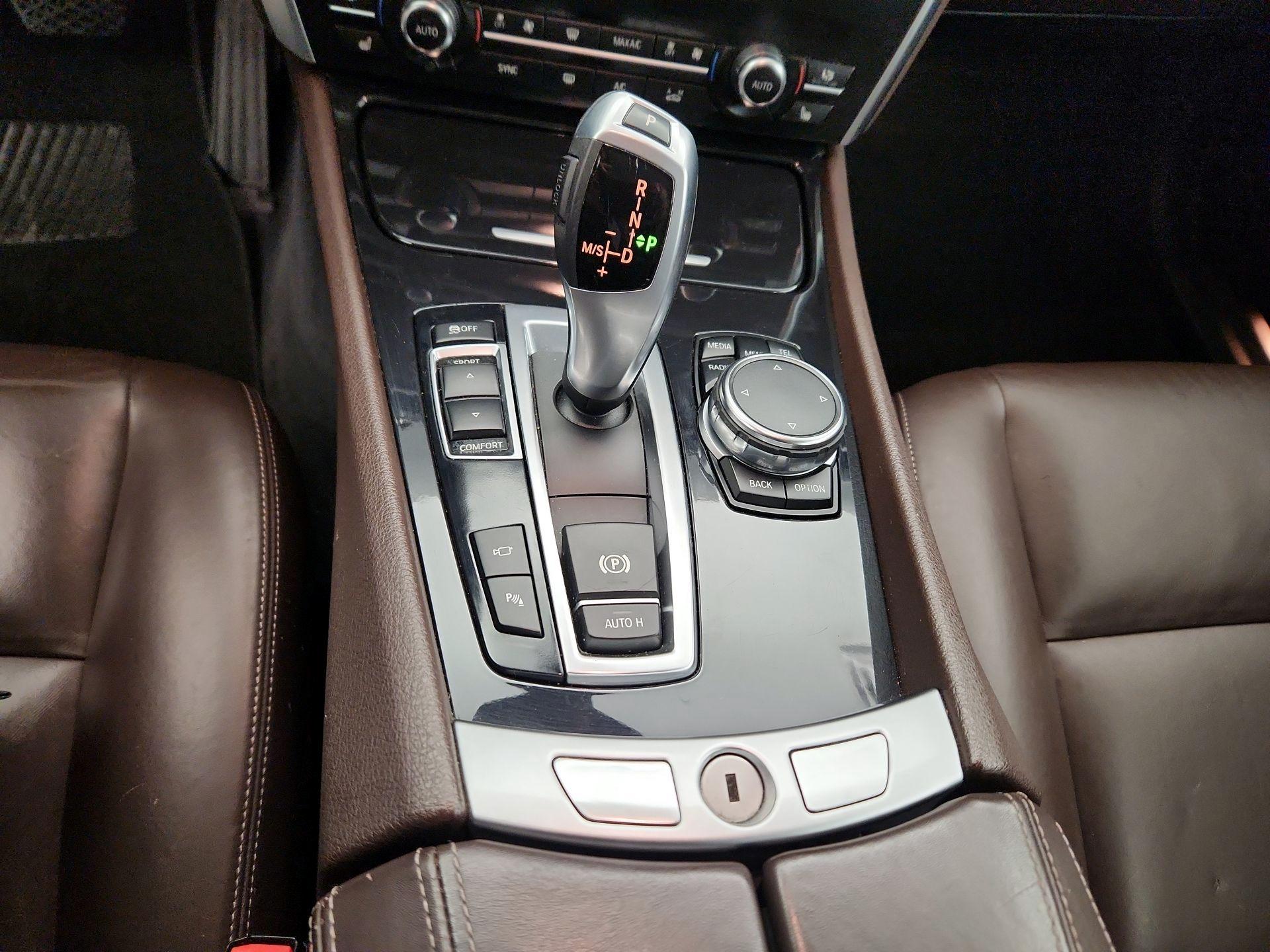 Thumbnail: 2016 BMW 5 Series - 18