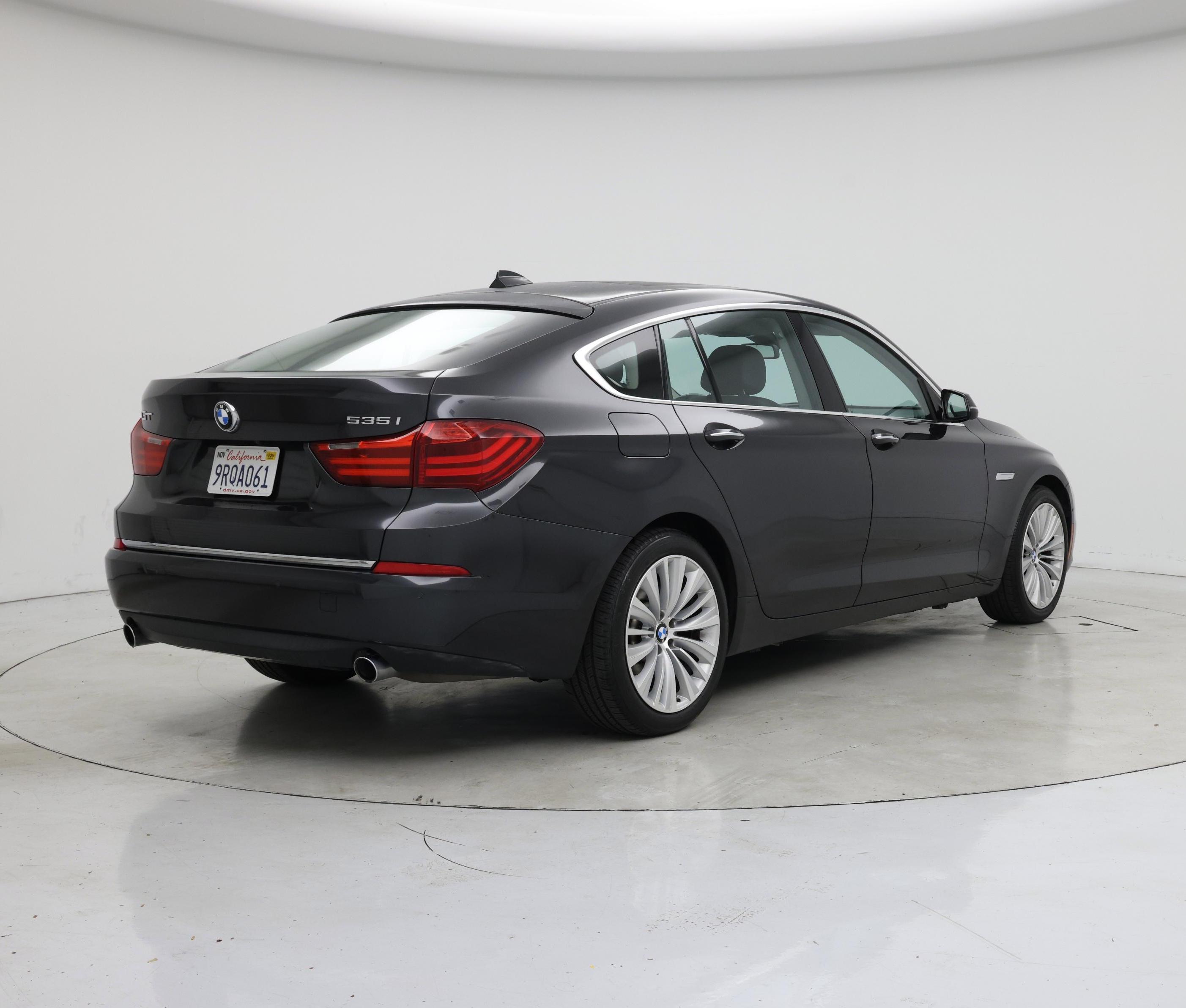 Thumbnail: 2016 BMW 5 Series - 8