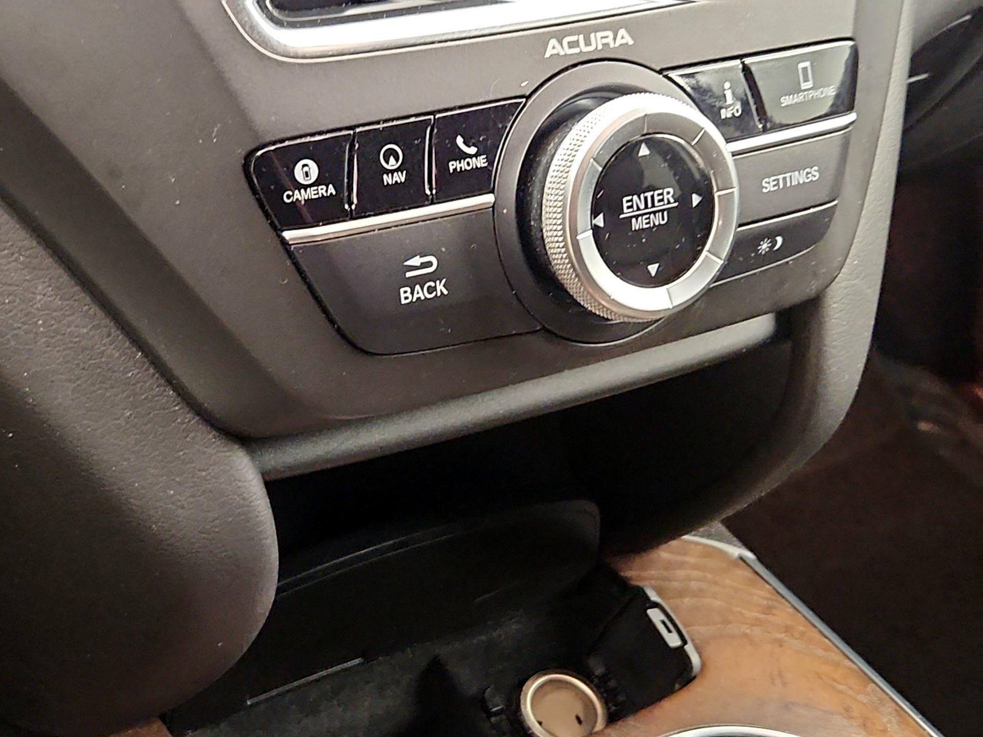 Thumbnail: 2020 Acura MDX - 16