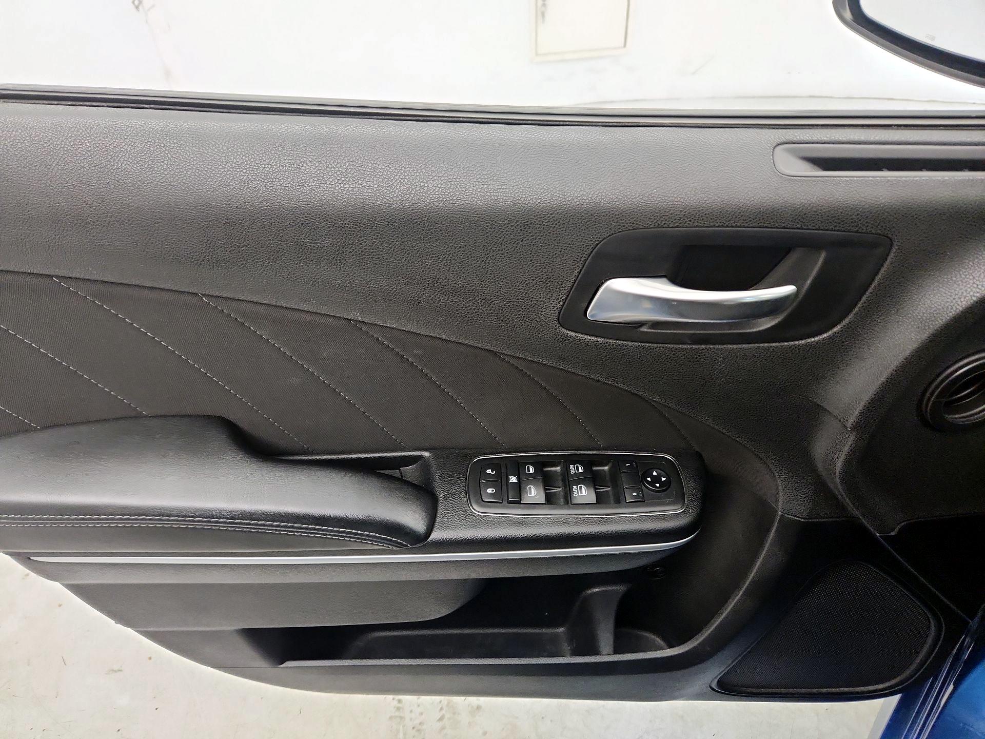 Thumbnail: 2021 Dodge Charger - 12