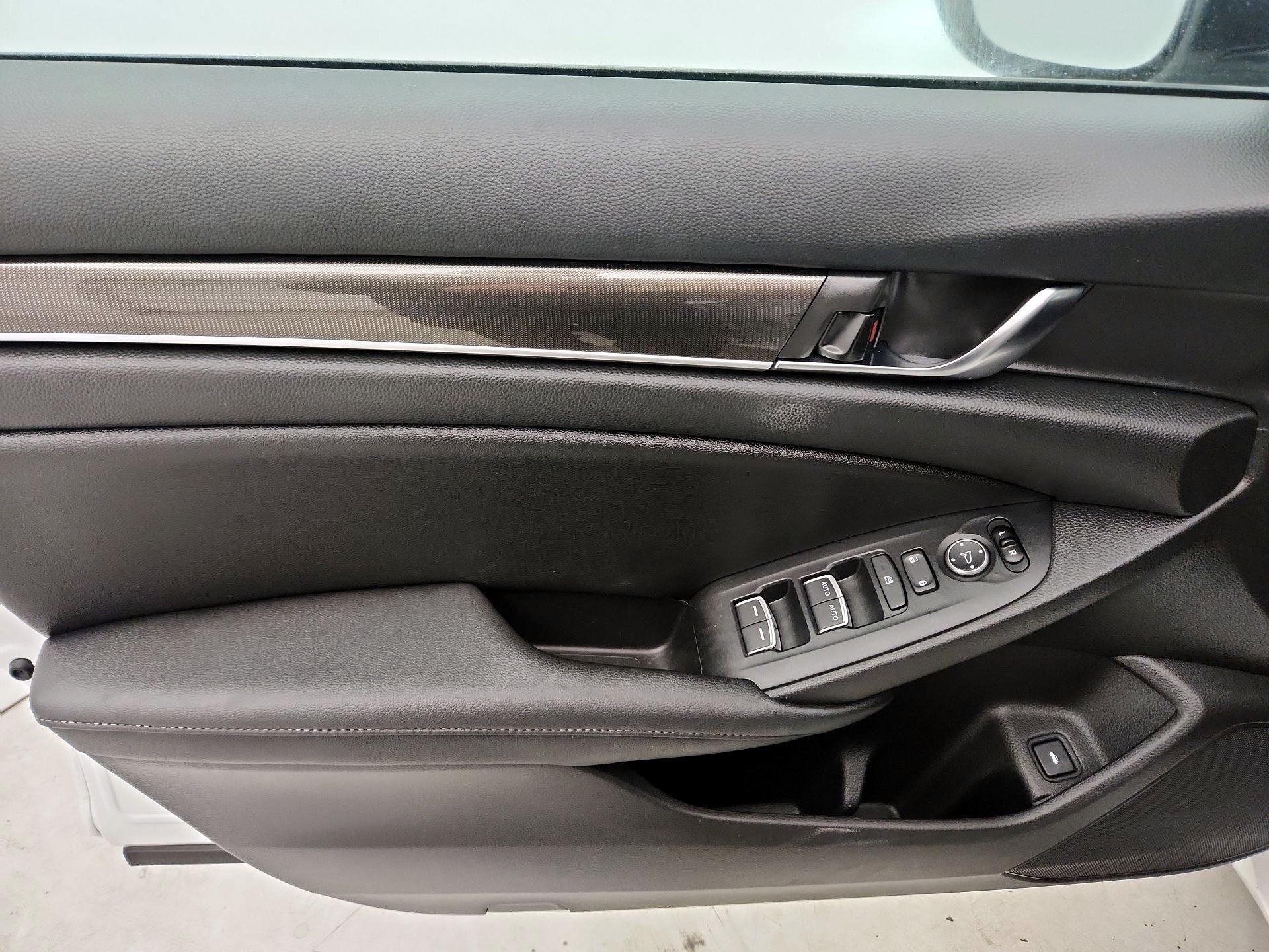 Thumbnail: 2020 Honda Accord - 12