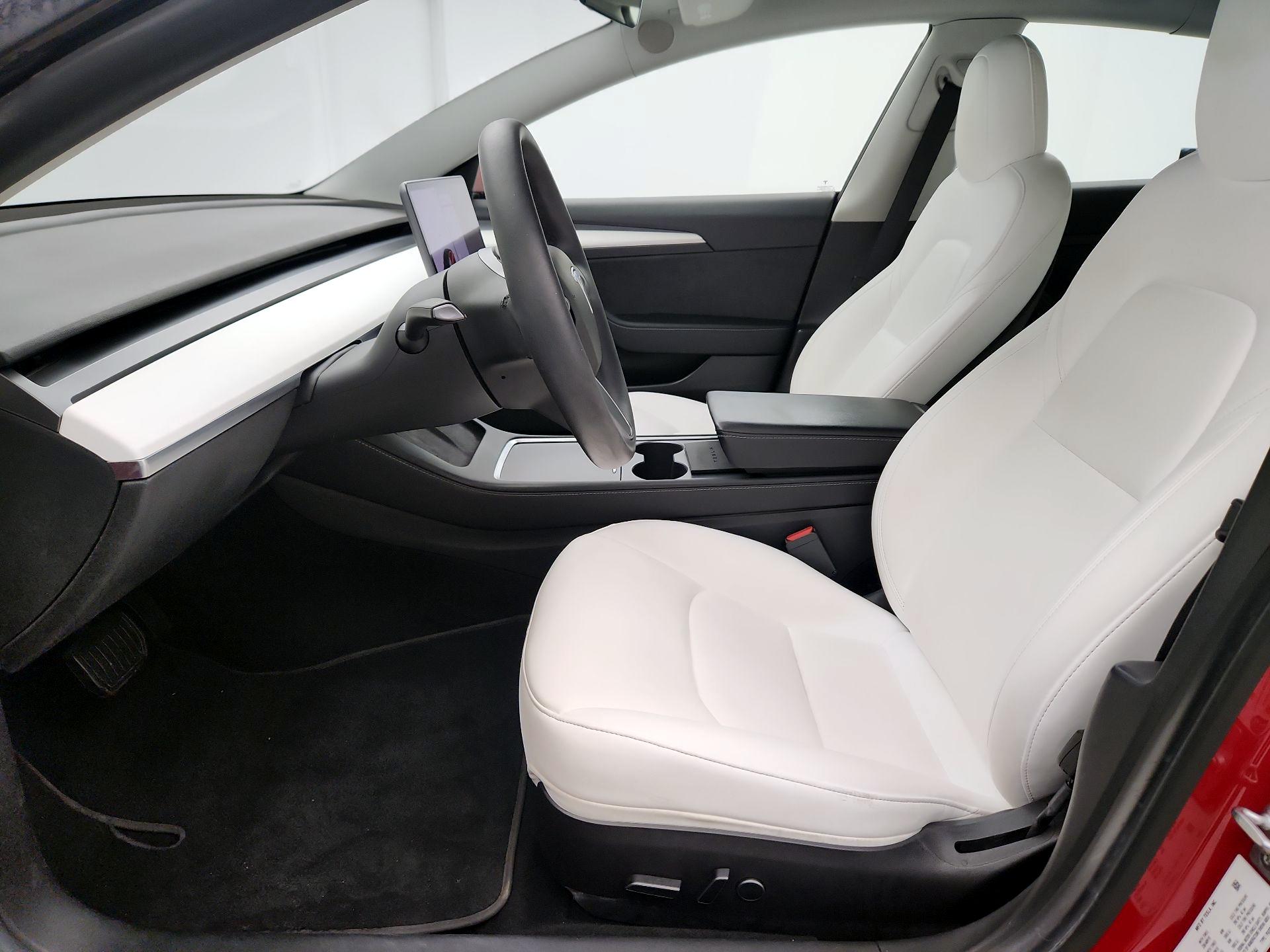 Thumbnail: 2021 Tesla Model 3 - 11