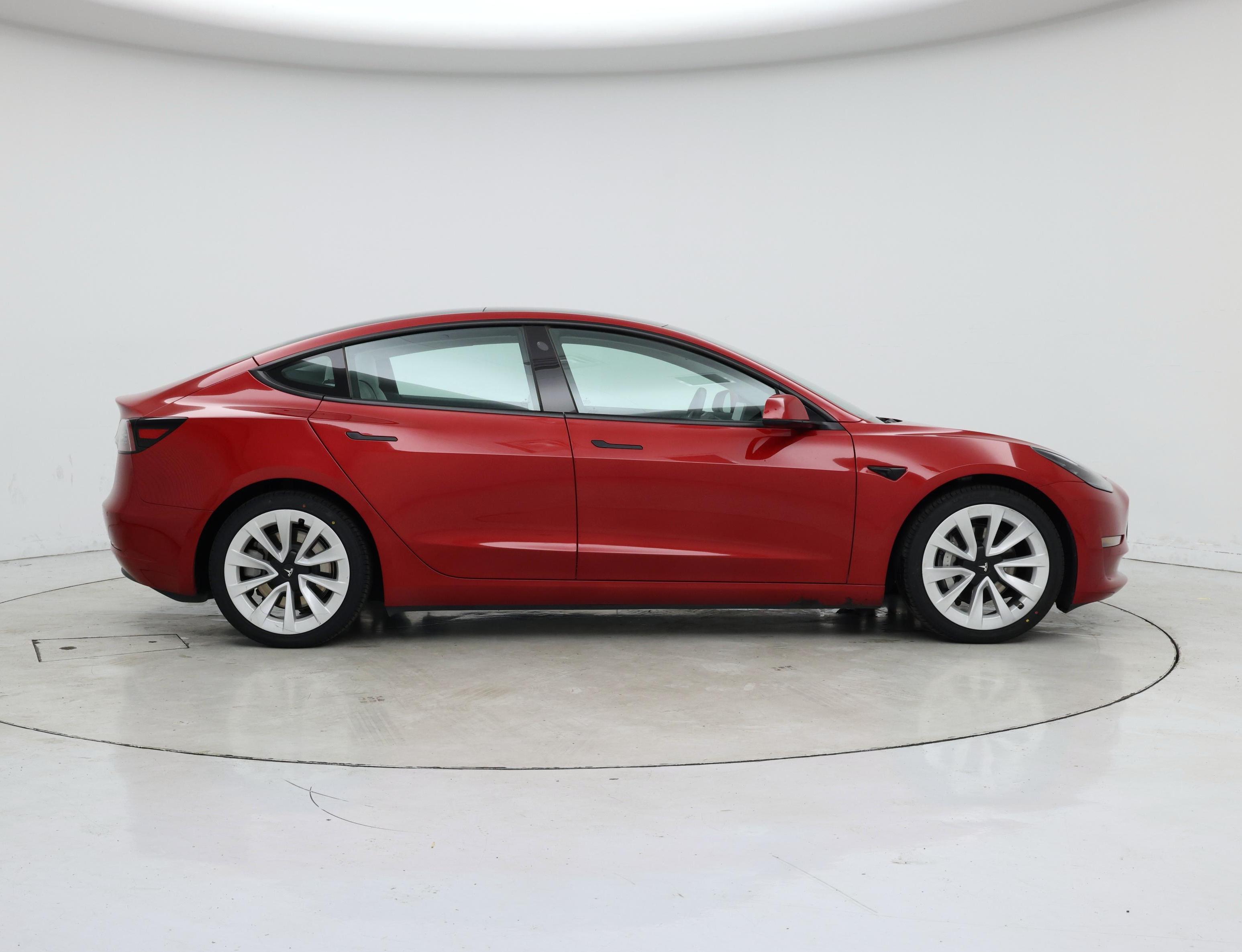 Thumbnail: 2021 Tesla Model 3 - 7