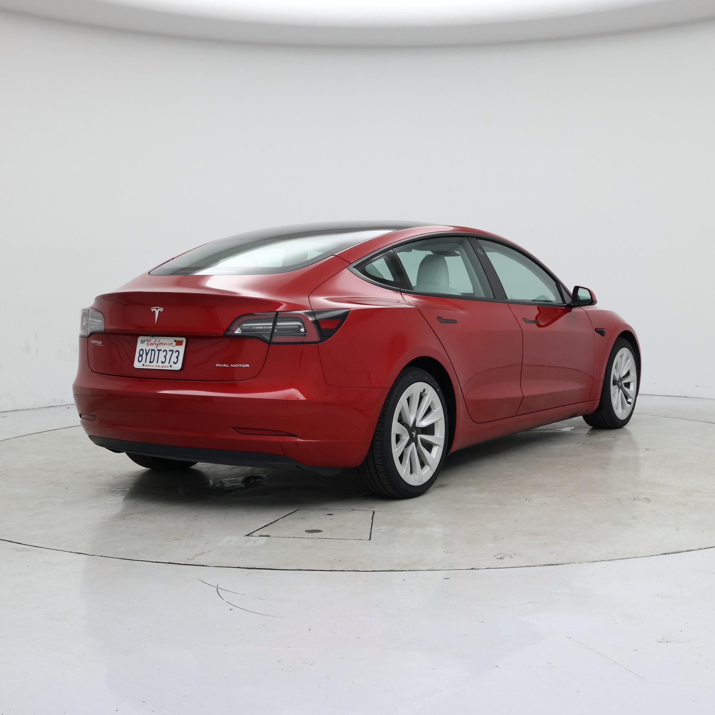 Thumbnail: 2021 Tesla Model 3 - 8