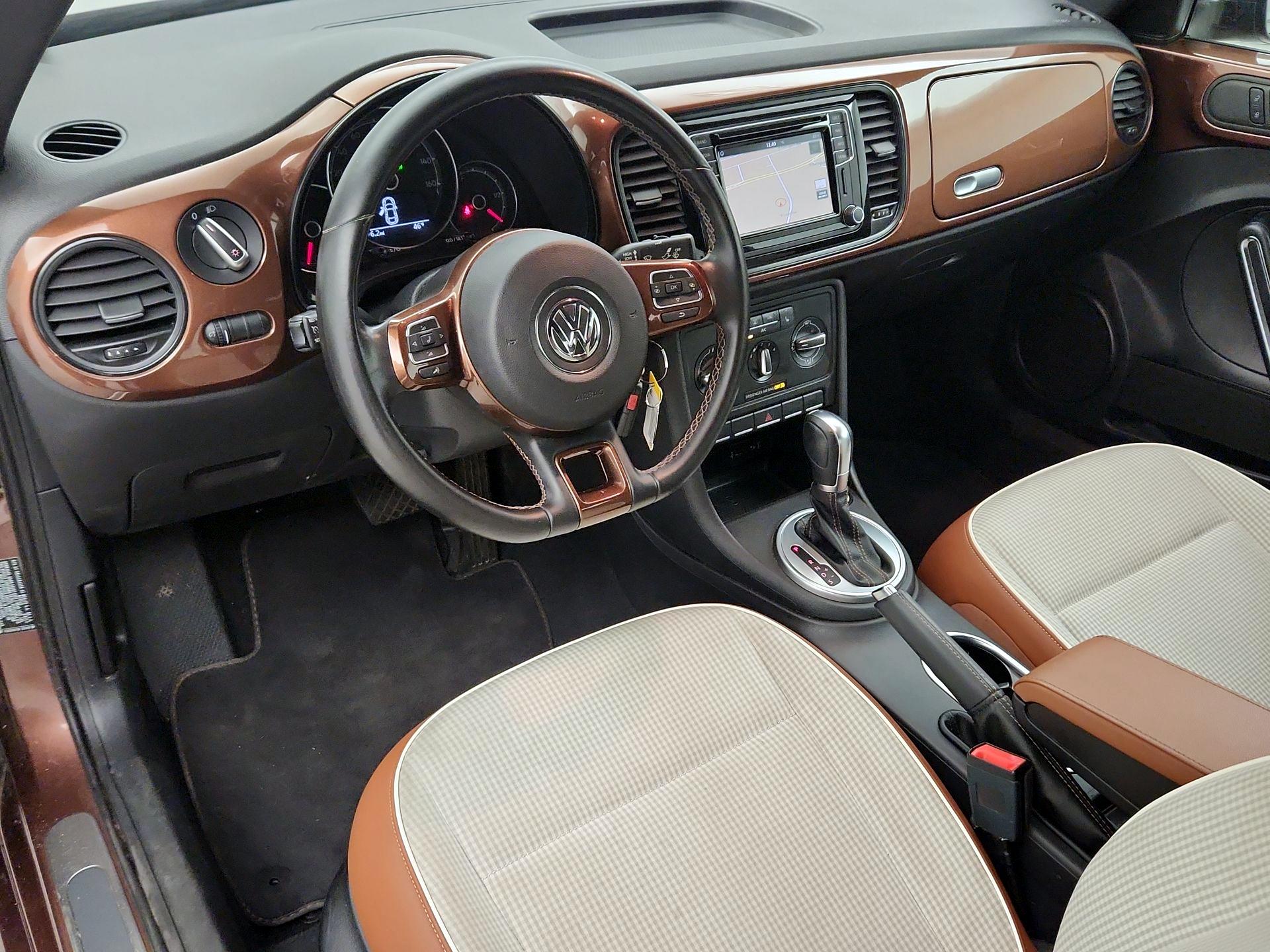 Thumbnail: 2017 Volkswagen Beetle - 9