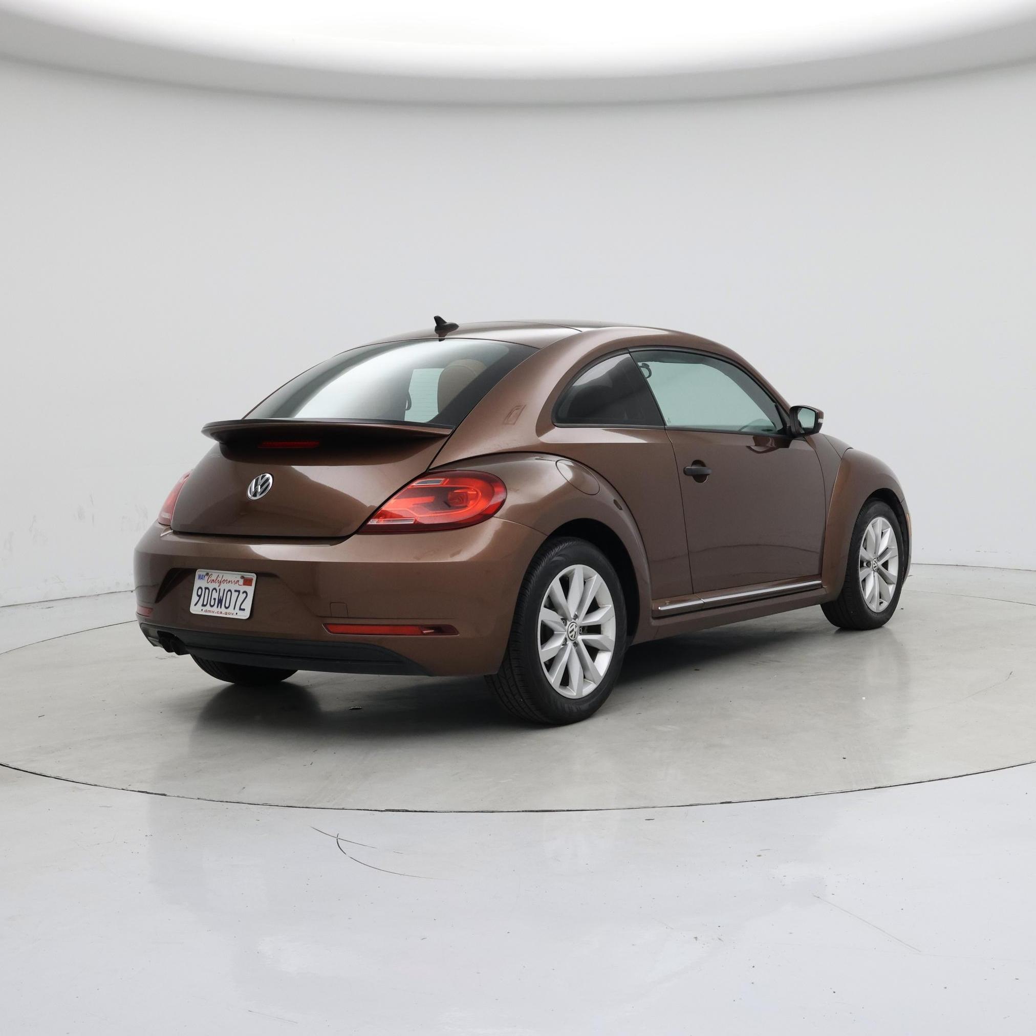 Thumbnail: 2017 Volkswagen Beetle - 8