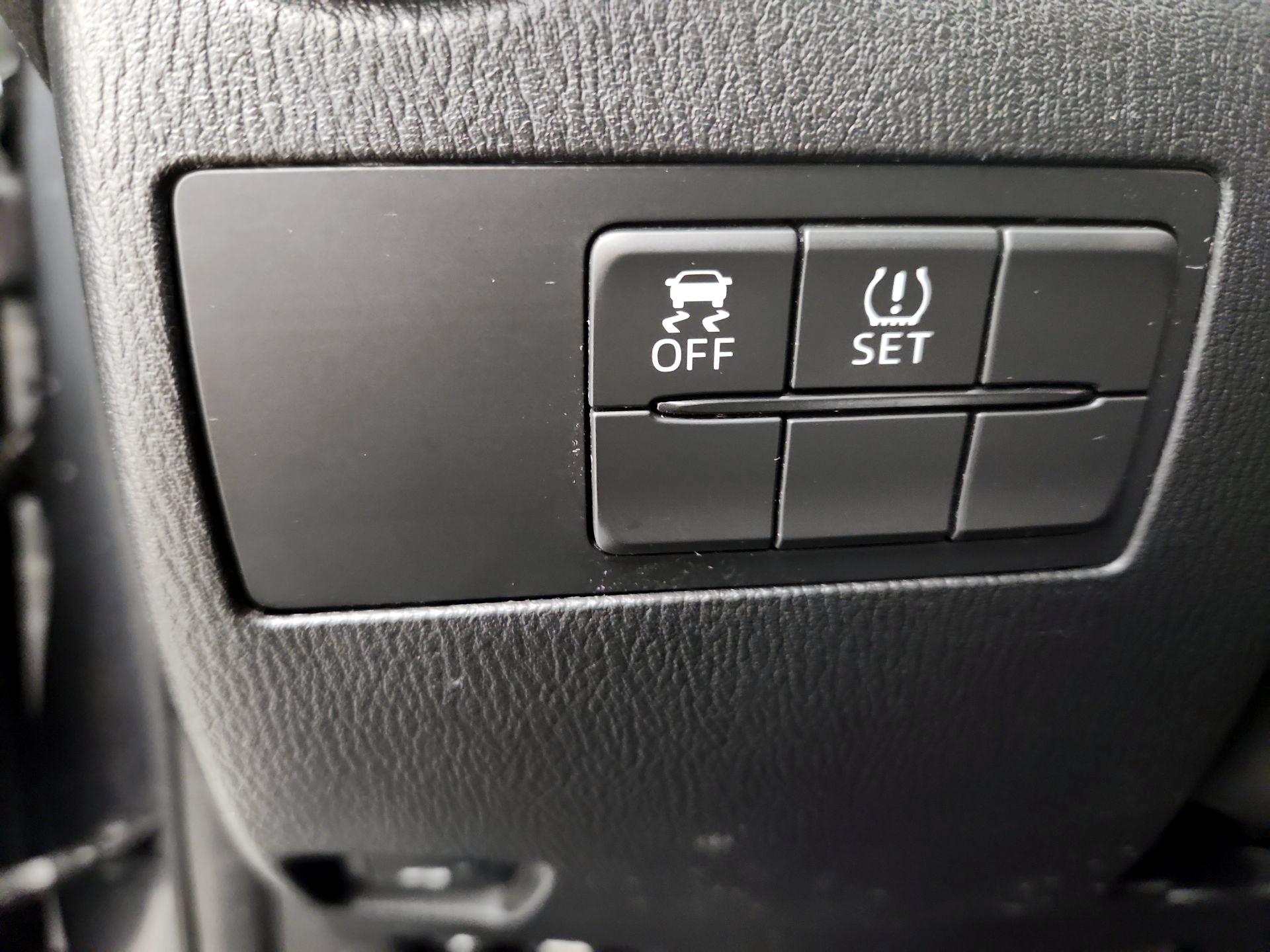 Thumbnail: 2019 Toyota Yaris - 13