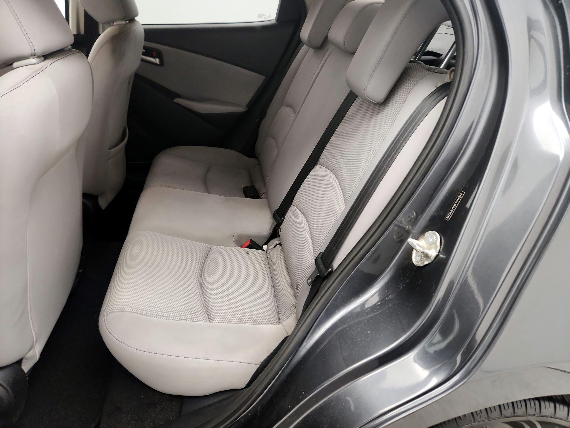 Thumbnail: 2019 Toyota Yaris - 19