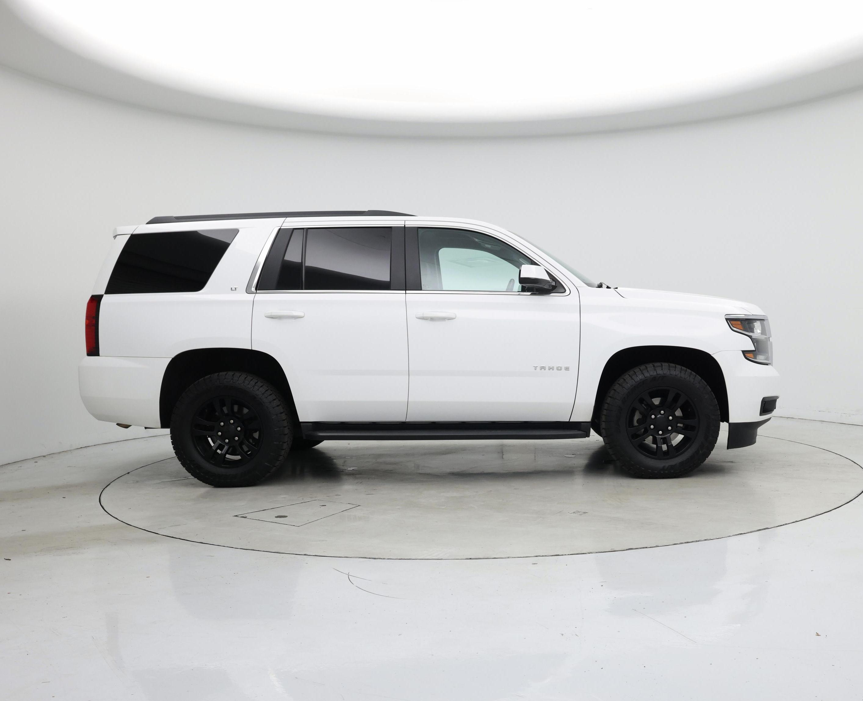 Thumbnail: 2018 Chevrolet Tahoe - 7