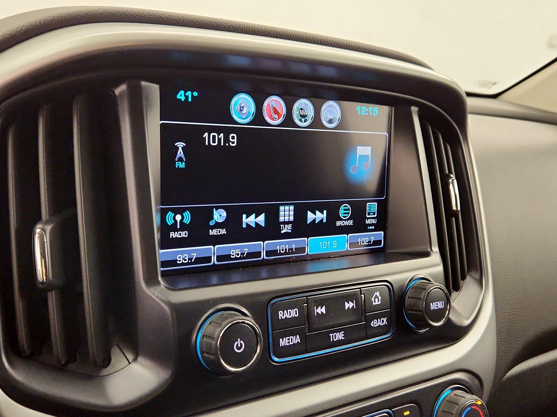 Thumbnail: 2017 Chevrolet Colorado - 15