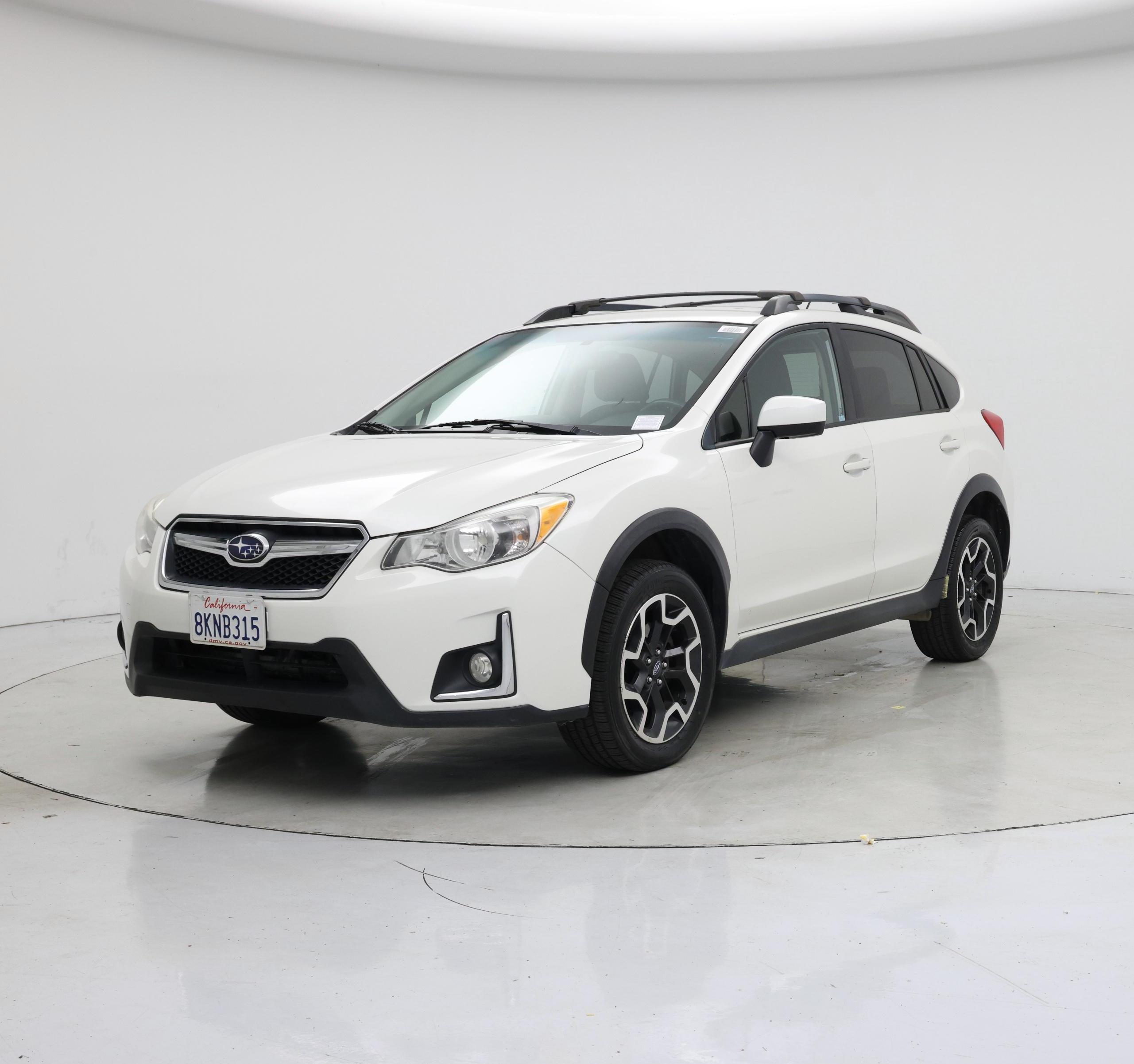 Thumbnail: 2017 Subaru Crosstrek - 4