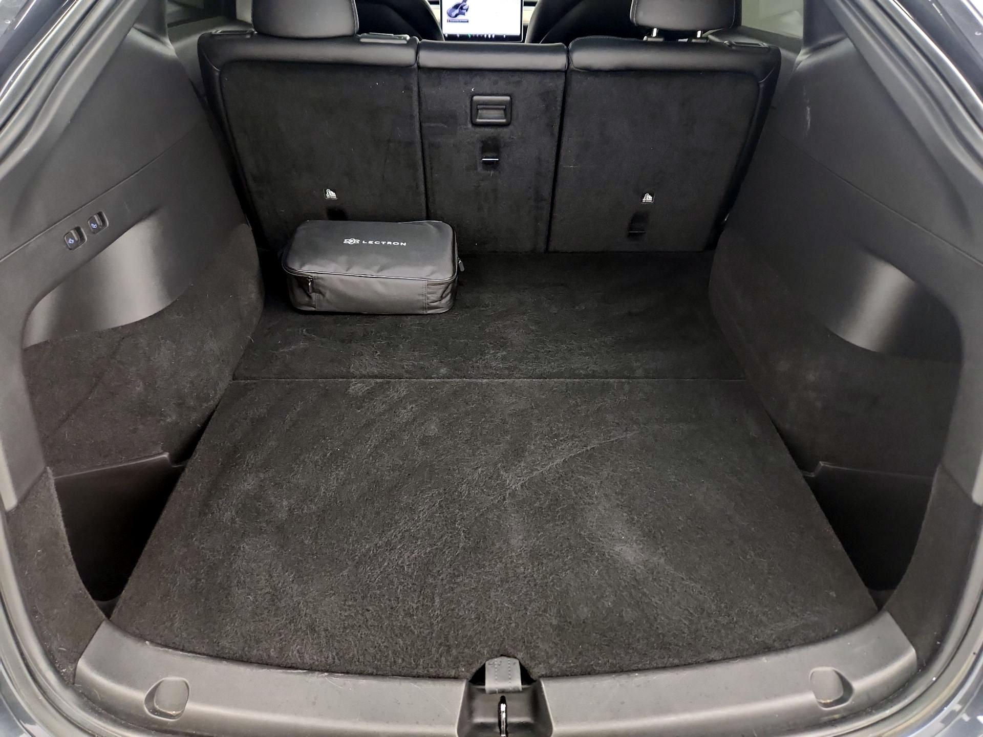 Thumbnail: 2022 Tesla Model Y - 20