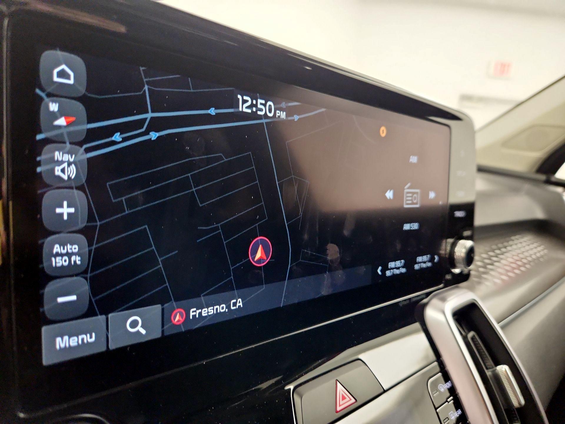 Thumbnail: 2023 Kia Sorento - 14