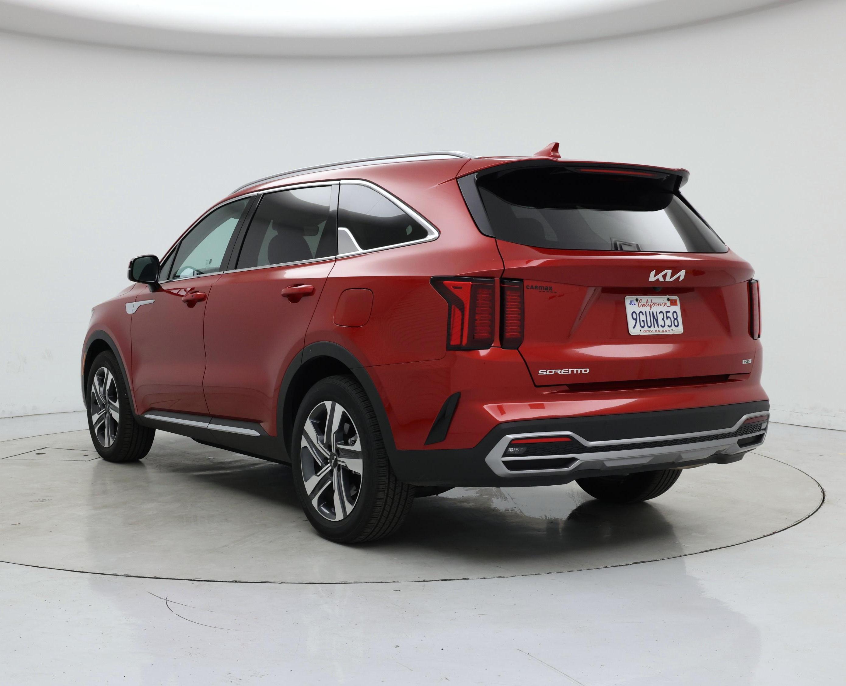 Thumbnail: 2023 Kia Sorento - 2