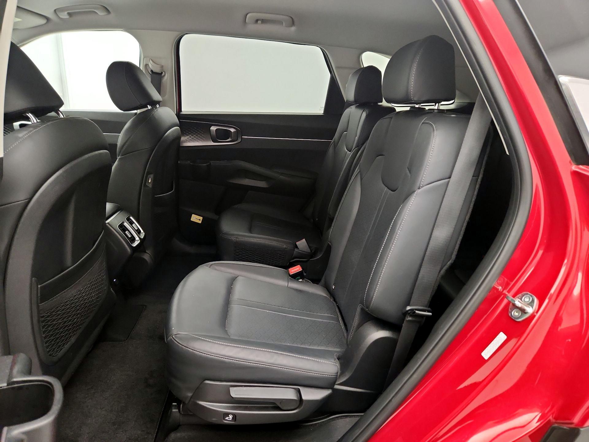 Thumbnail: 2023 Kia Sorento - 20