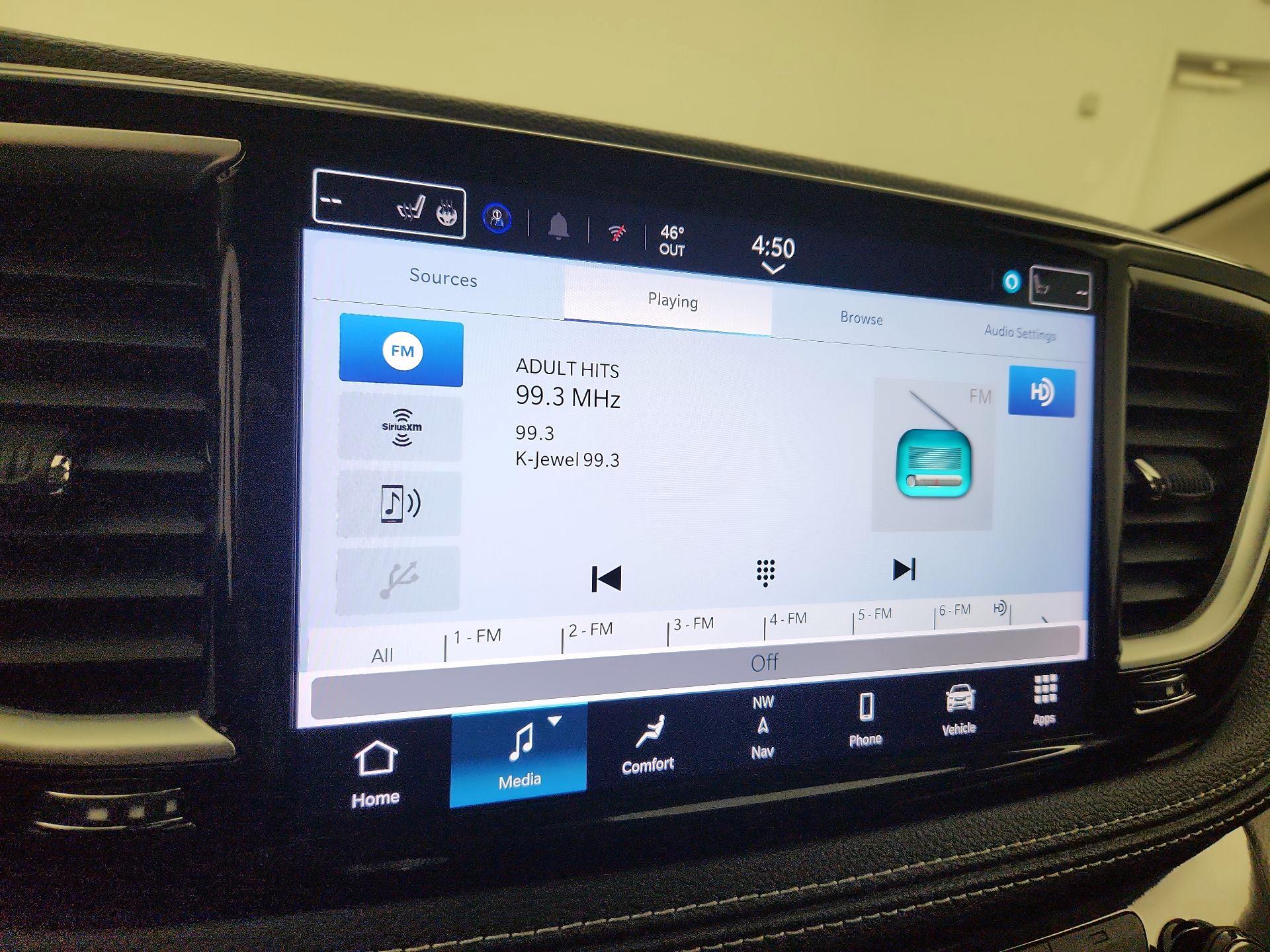 Thumbnail: 2024 Chrysler Pacifica - 16