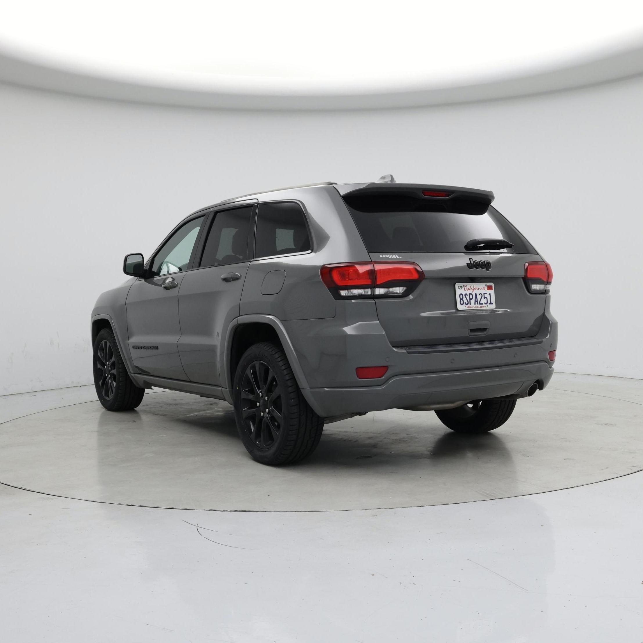 Thumbnail: 2020 Jeep Grand Cherokee - 2