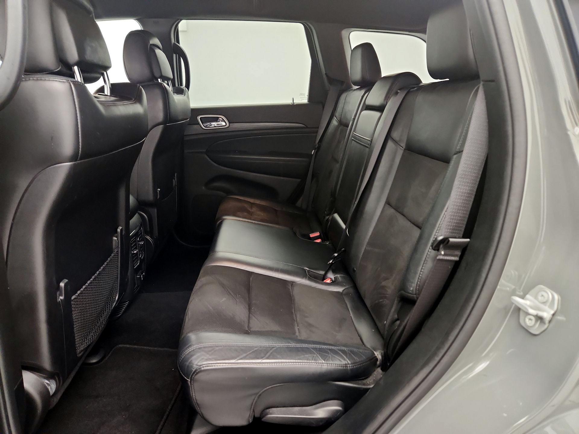 Thumbnail: 2020 Jeep Grand Cherokee - 20