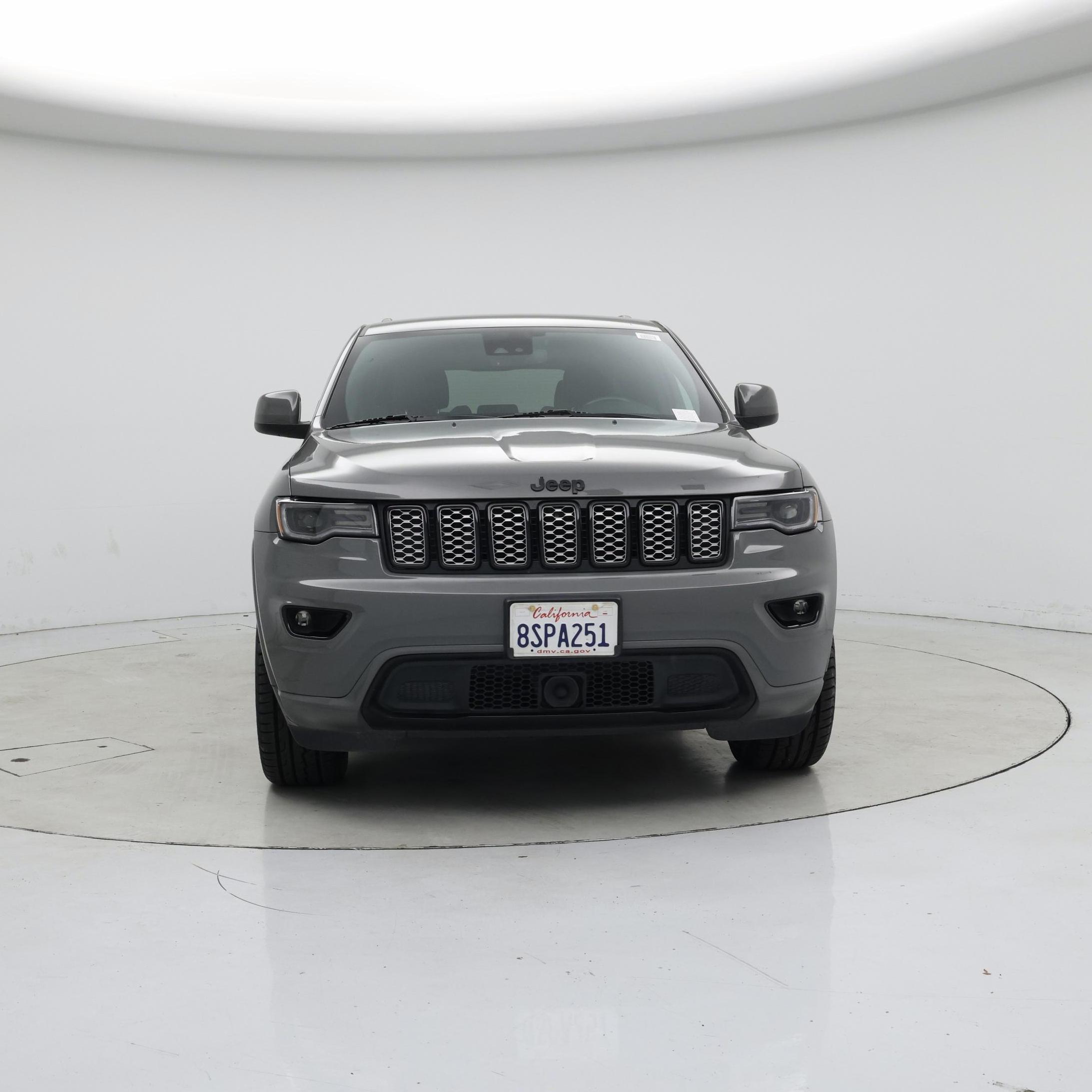 Thumbnail: 2020 Jeep Grand Cherokee - 5