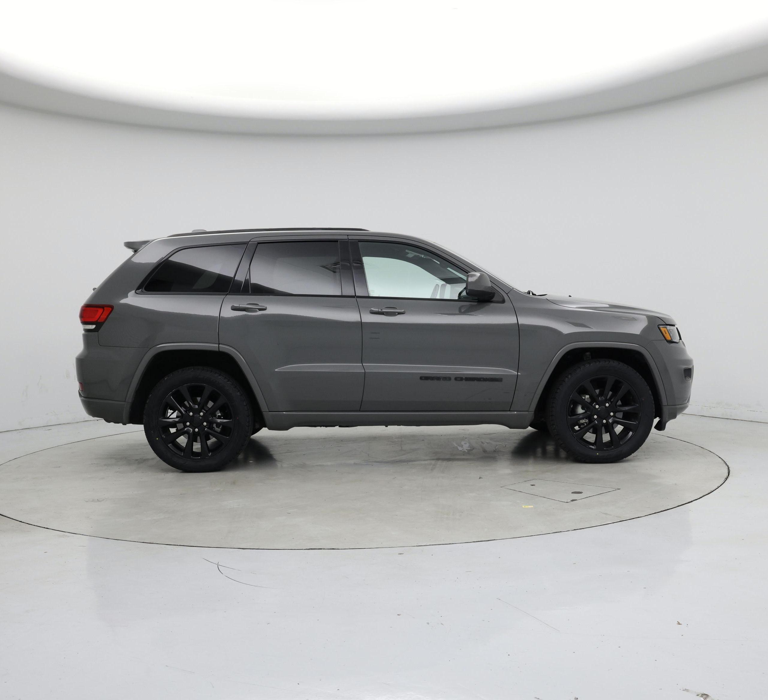 Thumbnail: 2020 Jeep Grand Cherokee - 7