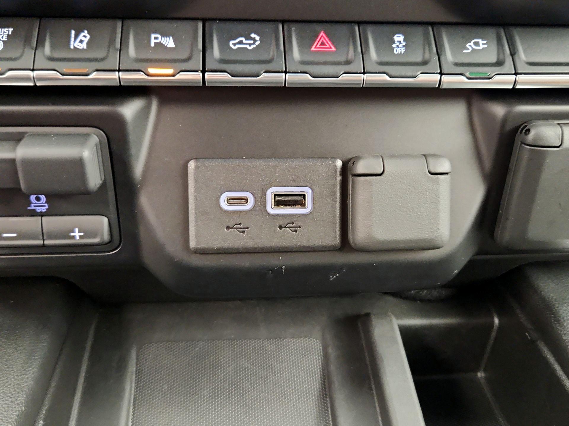 Thumbnail: 2022 Chevrolet Silverado 2500 - 18