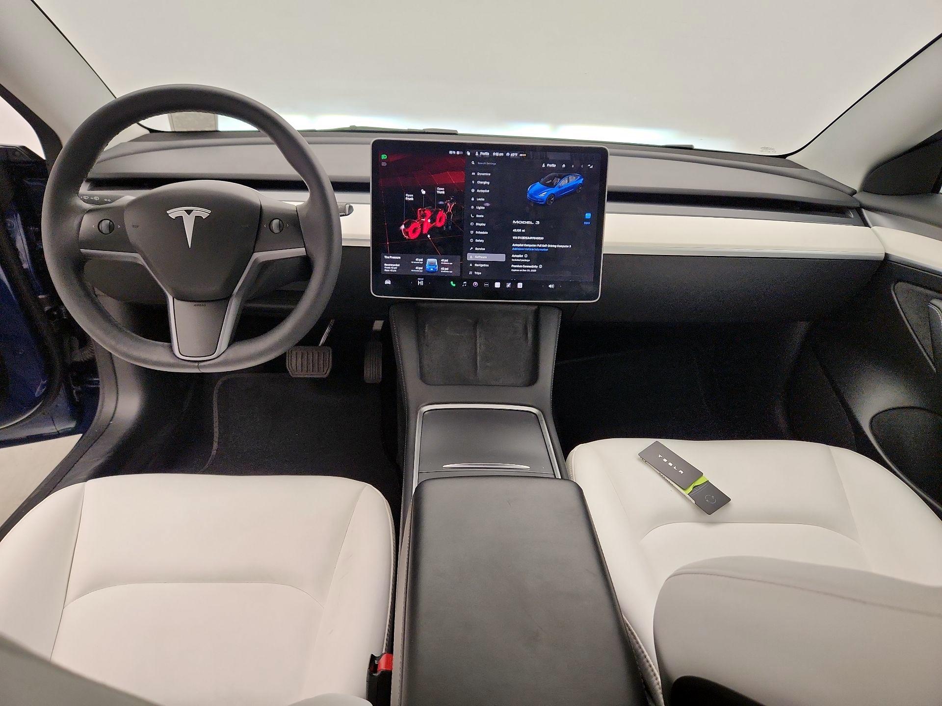 Thumbnail: 2023 Tesla Model 3 - 9