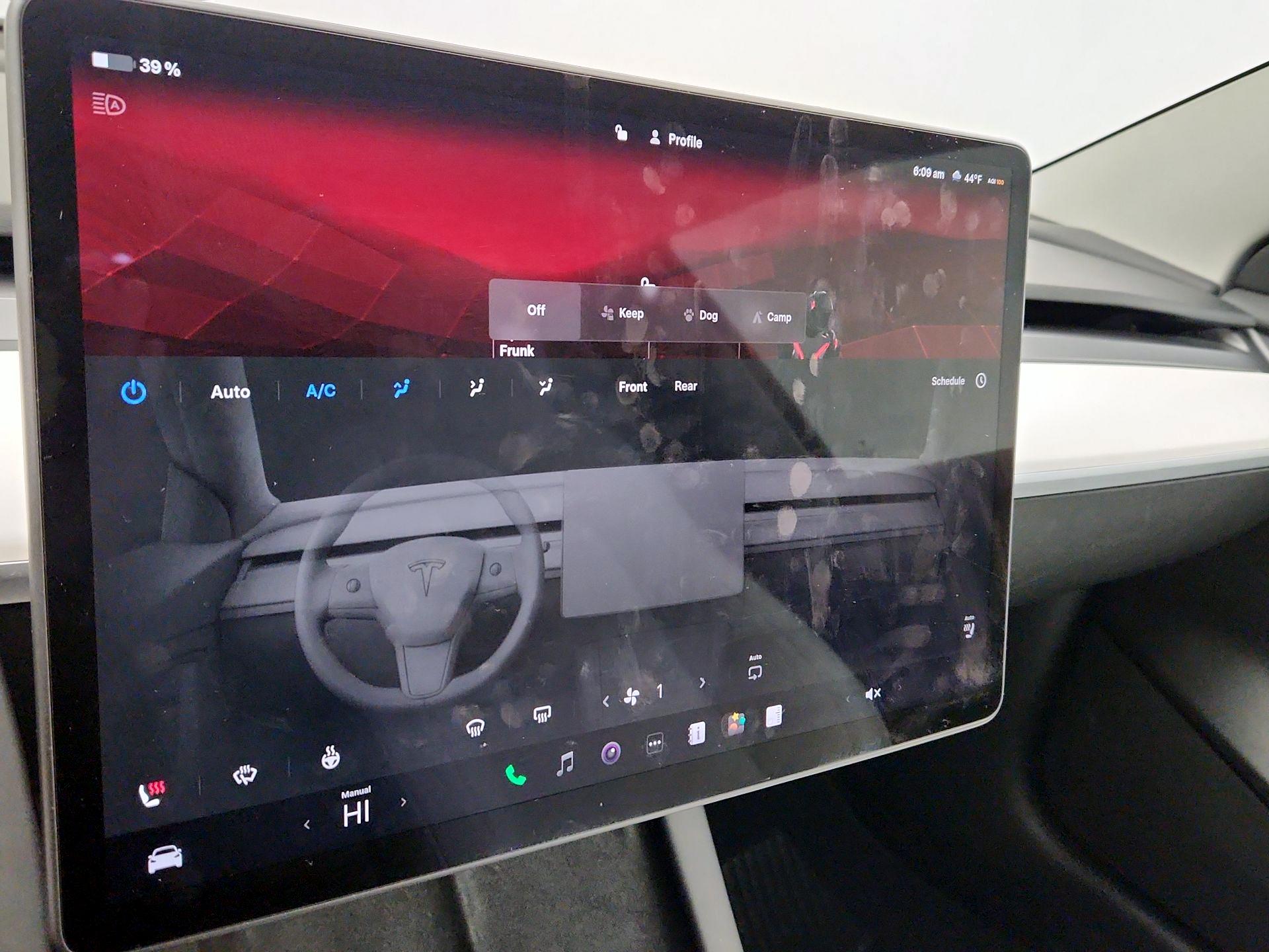 Thumbnail: 2023 Tesla Model 3 - 16