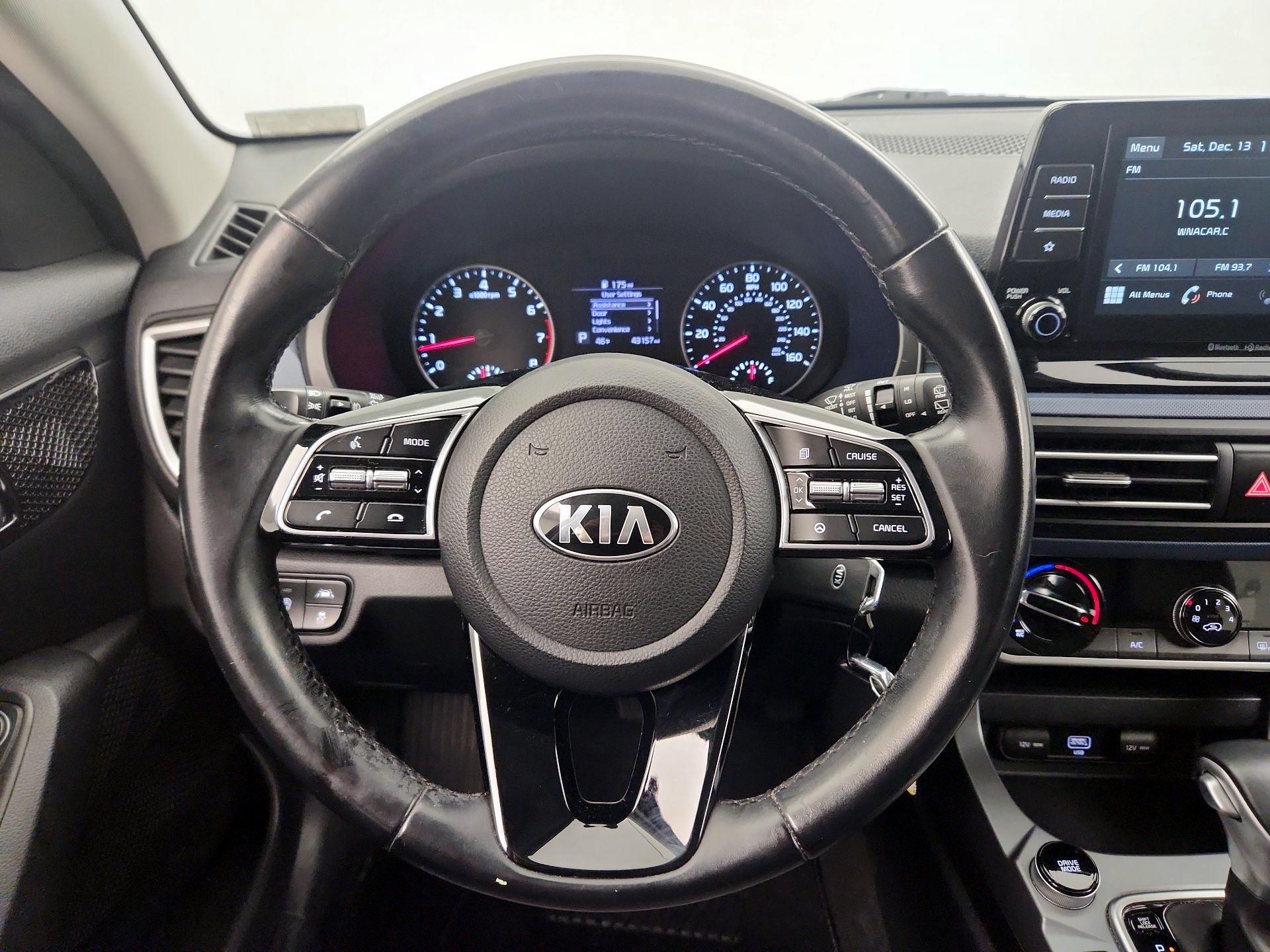 Thumbnail: 2021 Kia Seltos - 10