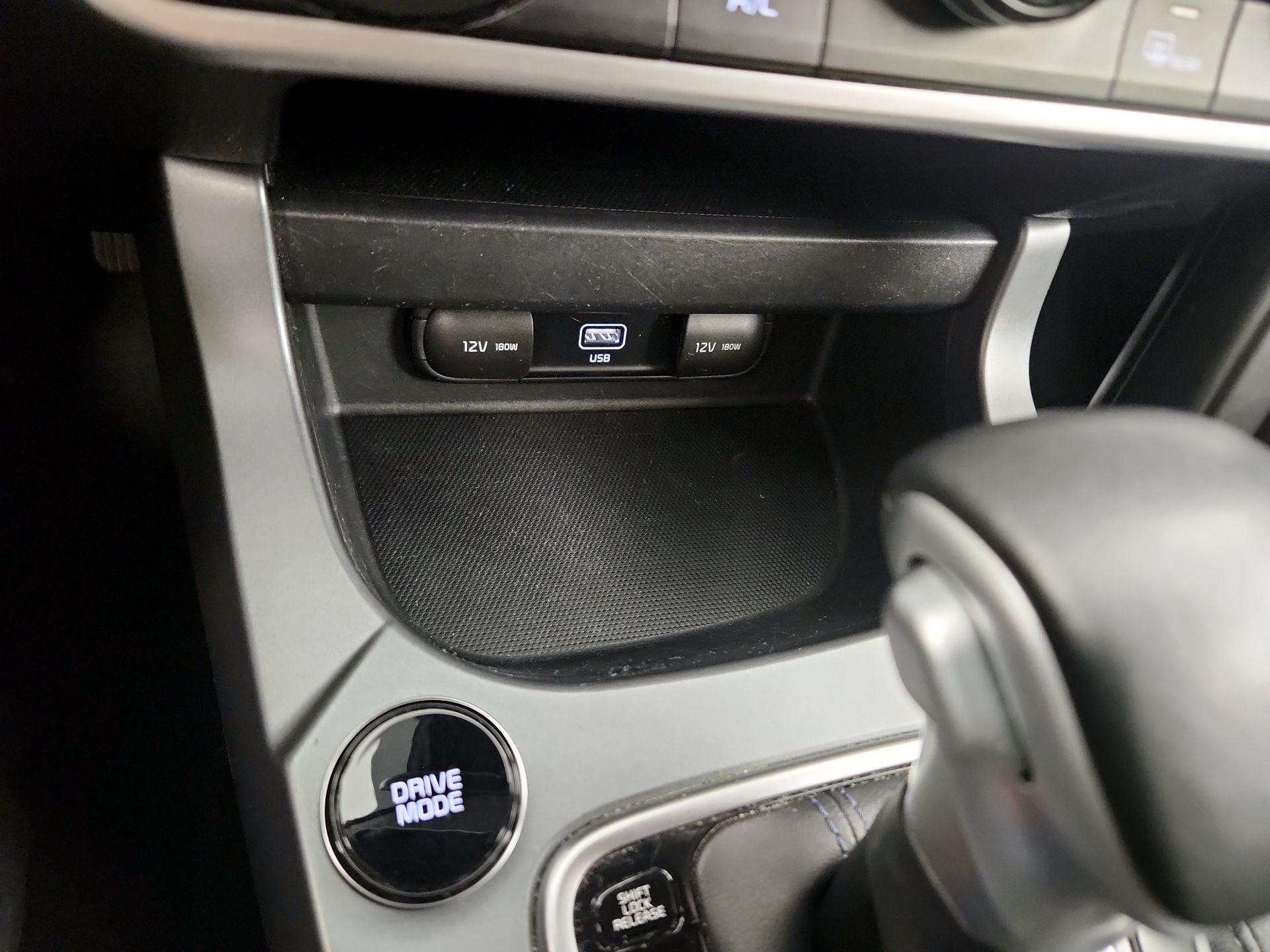 Thumbnail: 2021 Kia Seltos - 18