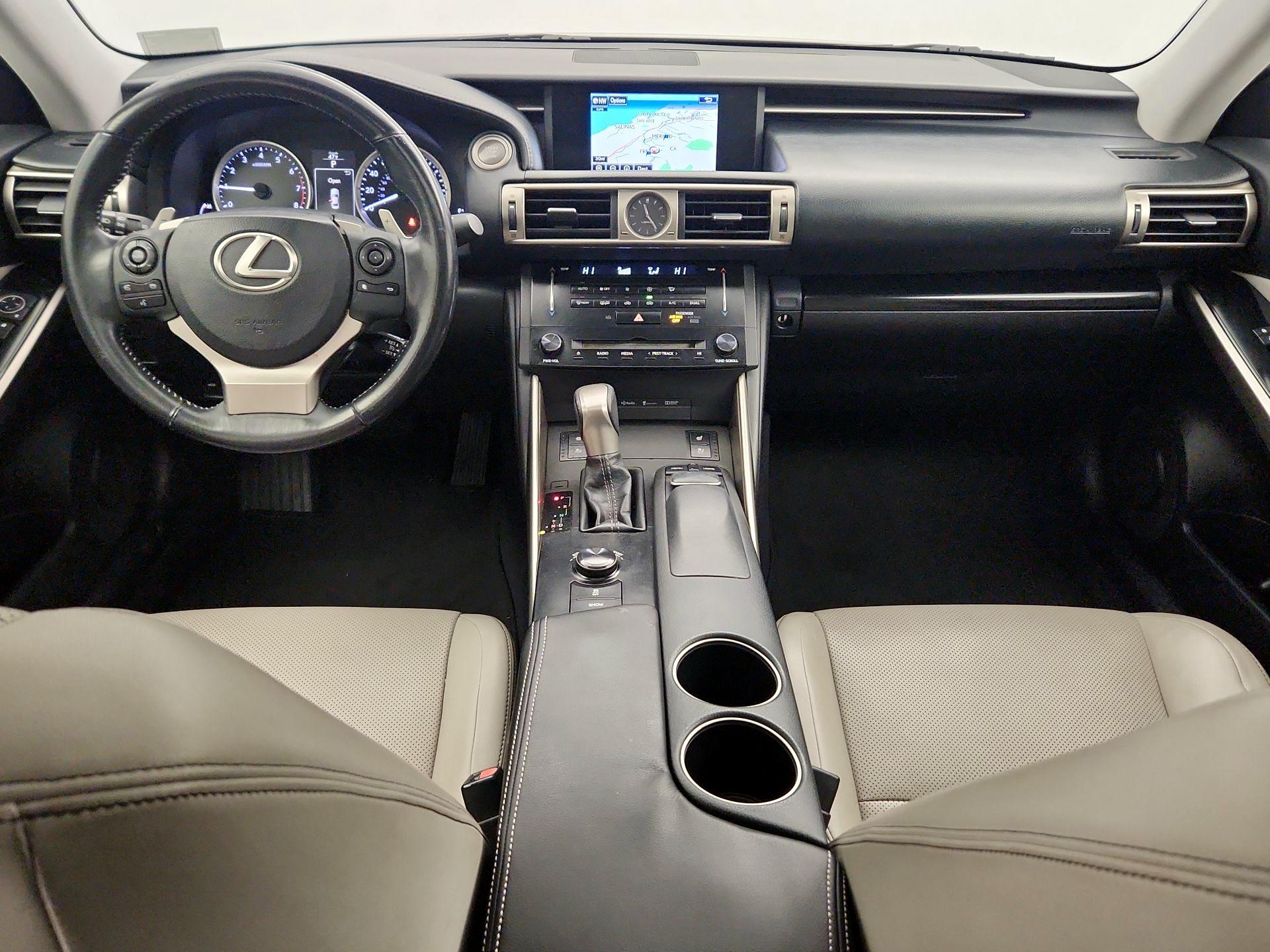 Thumbnail: 2014 Lexus IS - 9