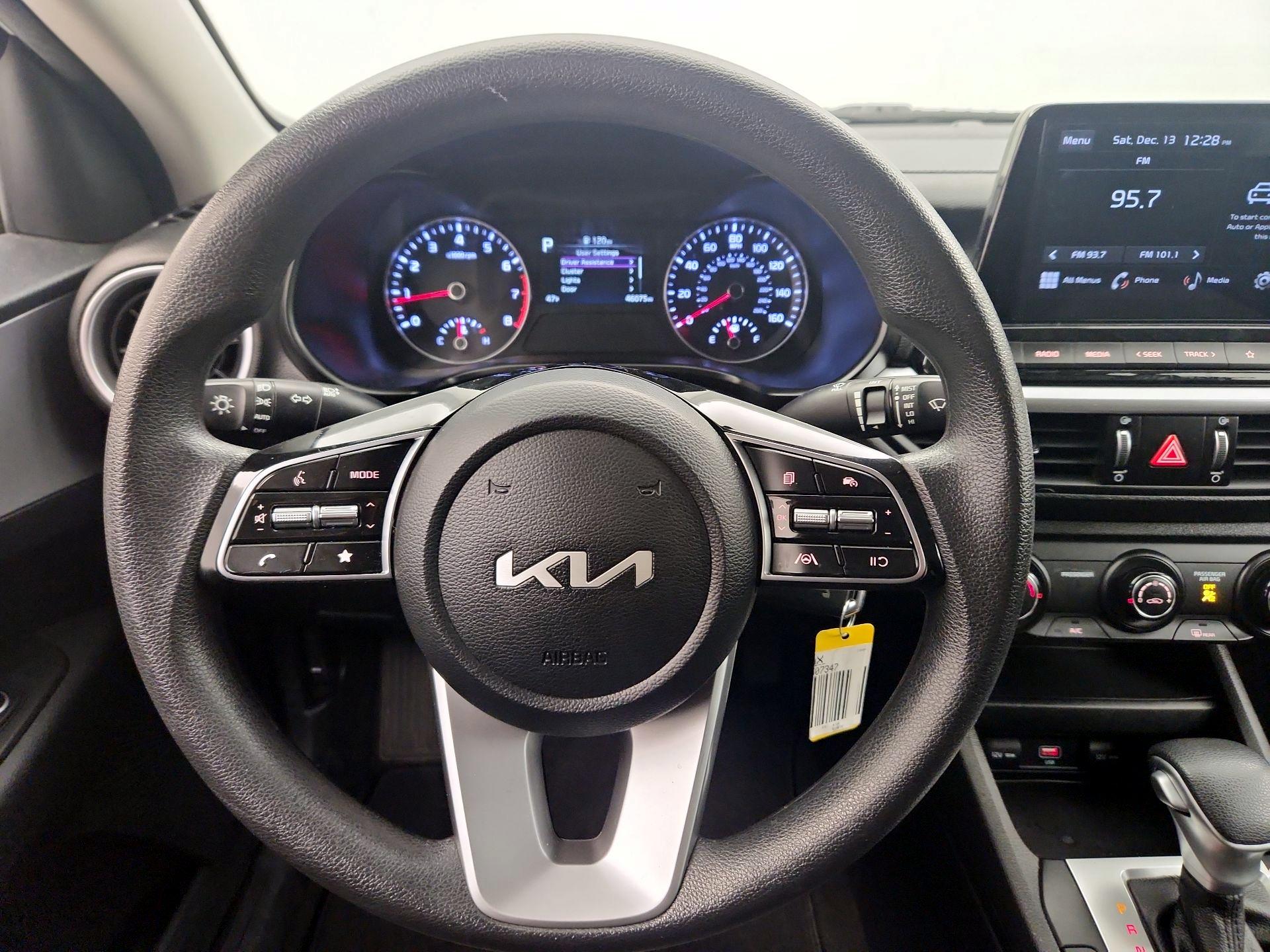 Thumbnail: 2023 Kia Forte - 10