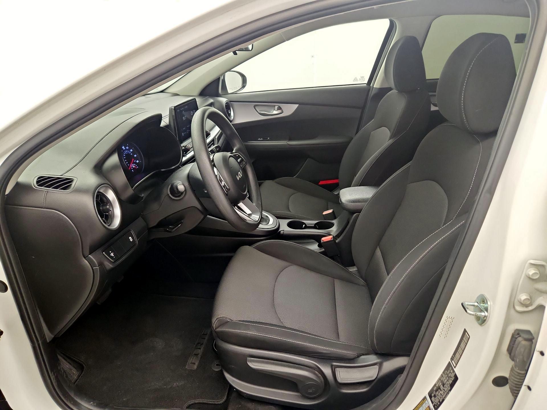 Thumbnail: 2023 Kia Forte - 11