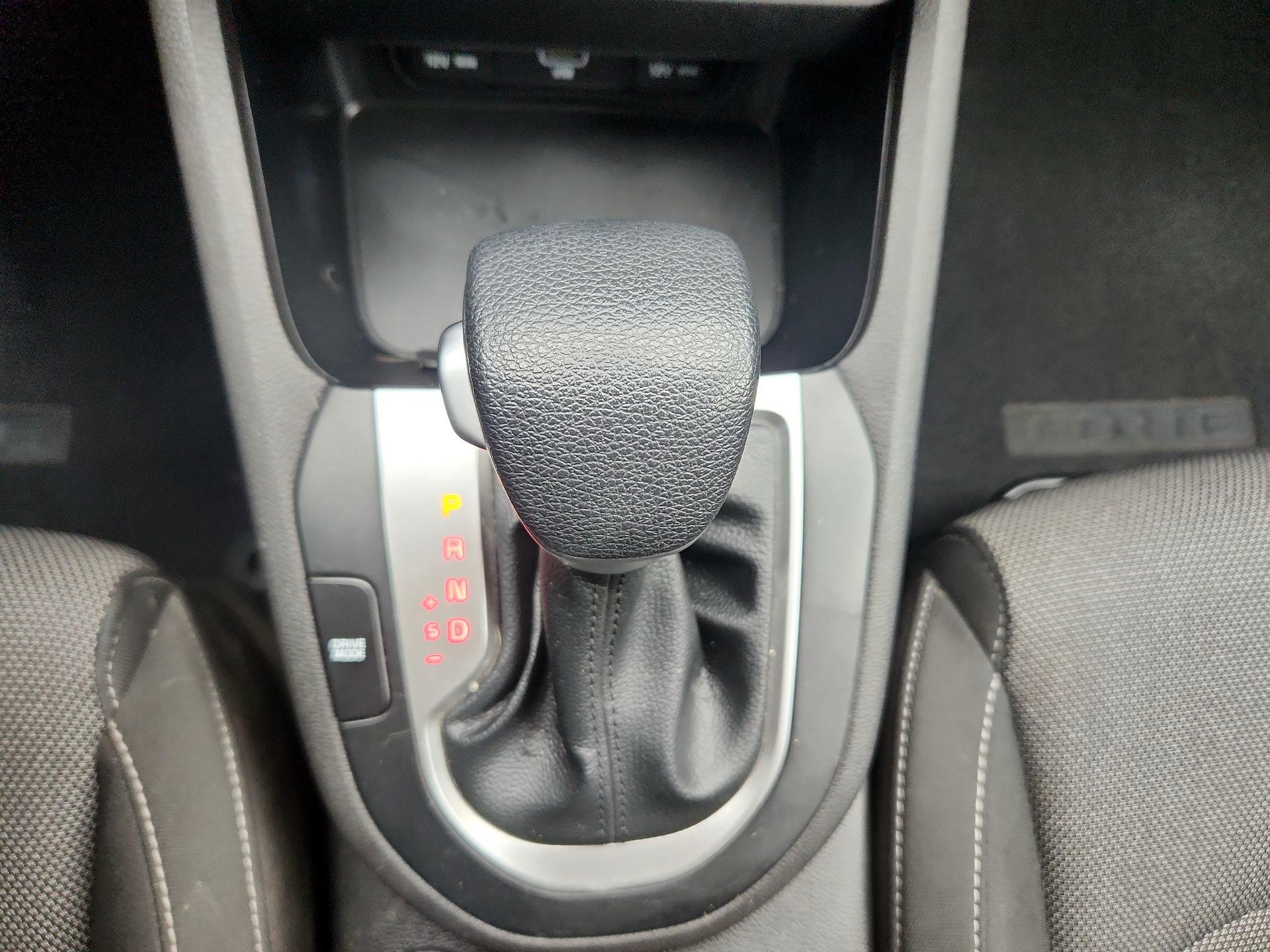 Thumbnail: 2023 Kia Forte - 17