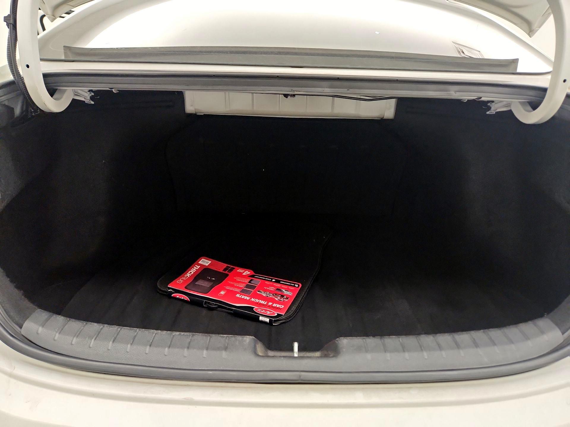 Thumbnail: 2023 Kia Forte - 20