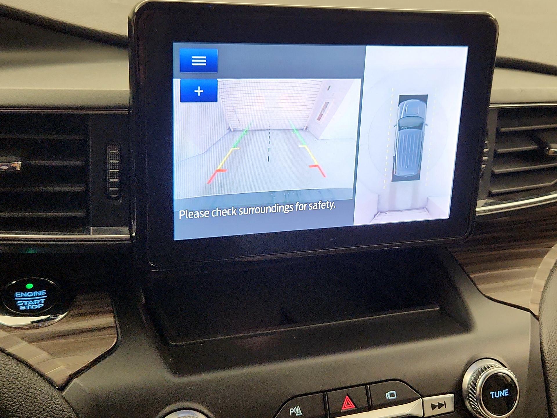 Thumbnail: 2020 Ford Explorer - 14