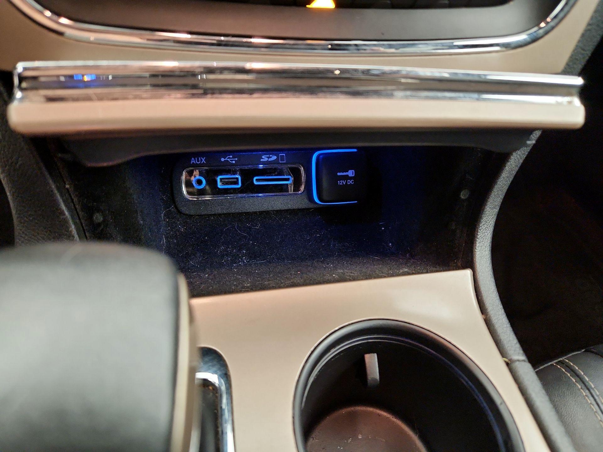 Thumbnail: 2016 Jeep Grand Cherokee - 19