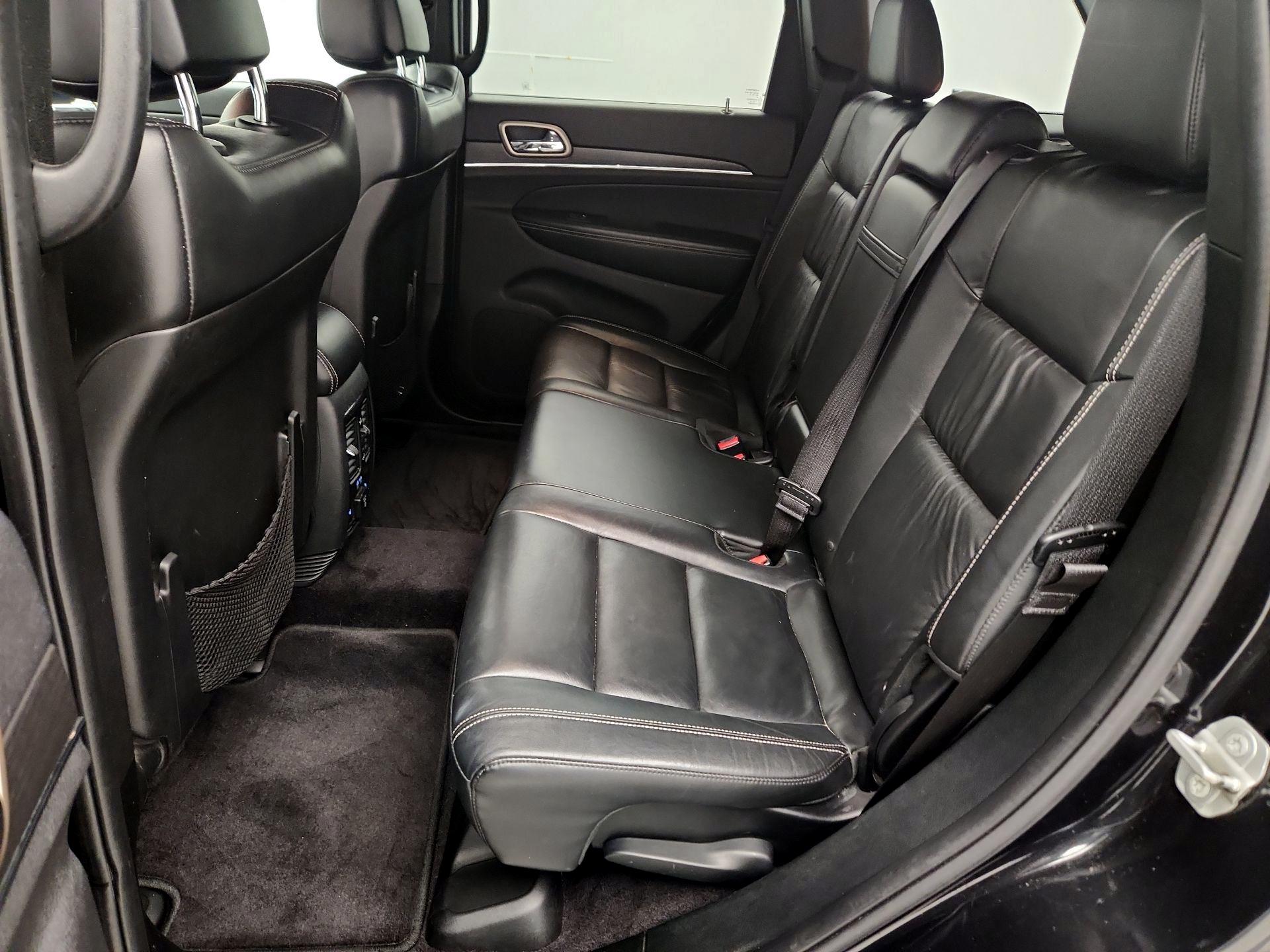 Thumbnail: 2016 Jeep Grand Cherokee - 20