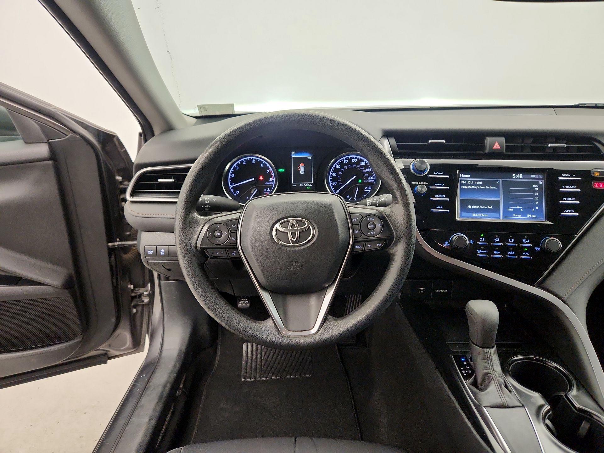 Thumbnail: 2019 Toyota Camry - 10