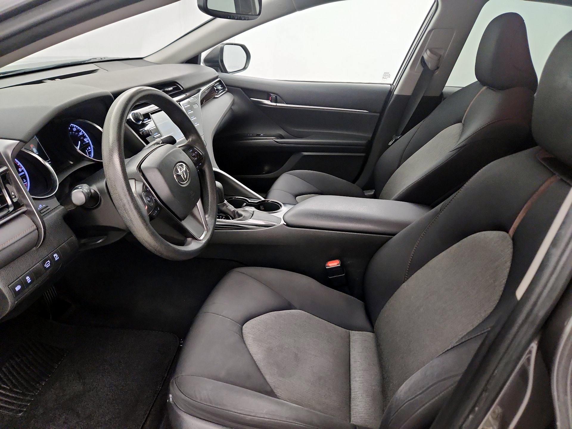 Thumbnail: 2019 Toyota Camry - 11